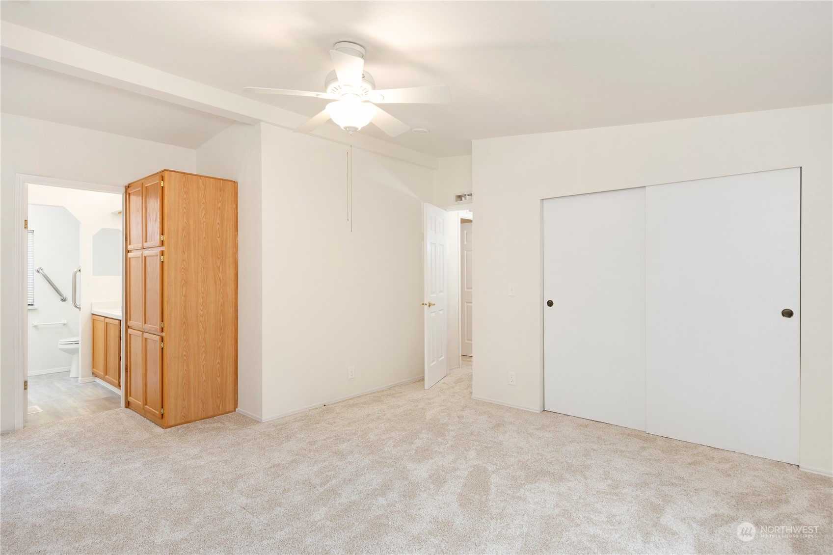 518 NW Silver Meadows Lane