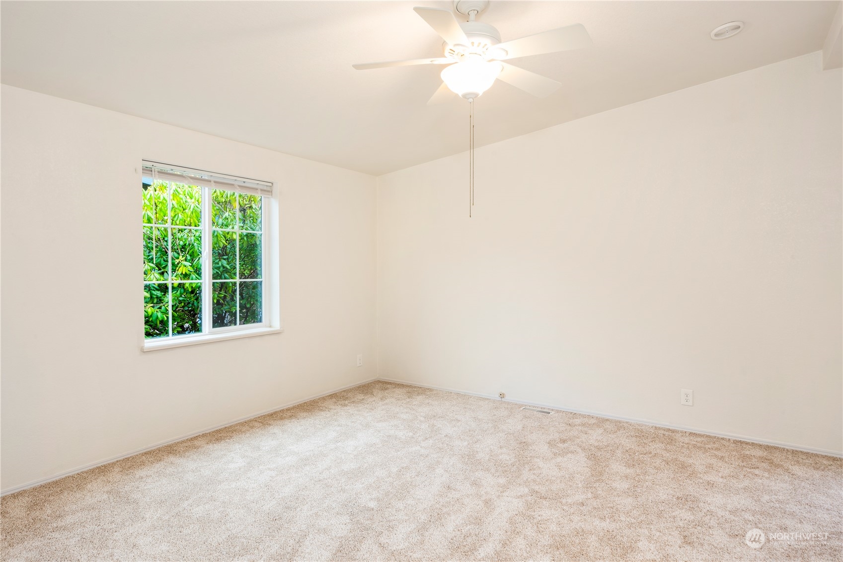 518 NW Silver Meadows Lane