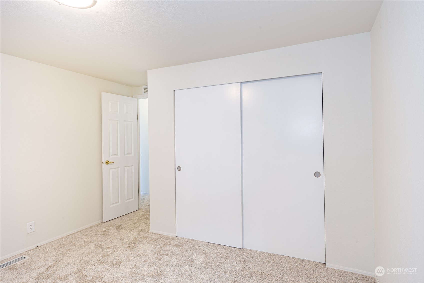 518 NW Silver Meadows Lane