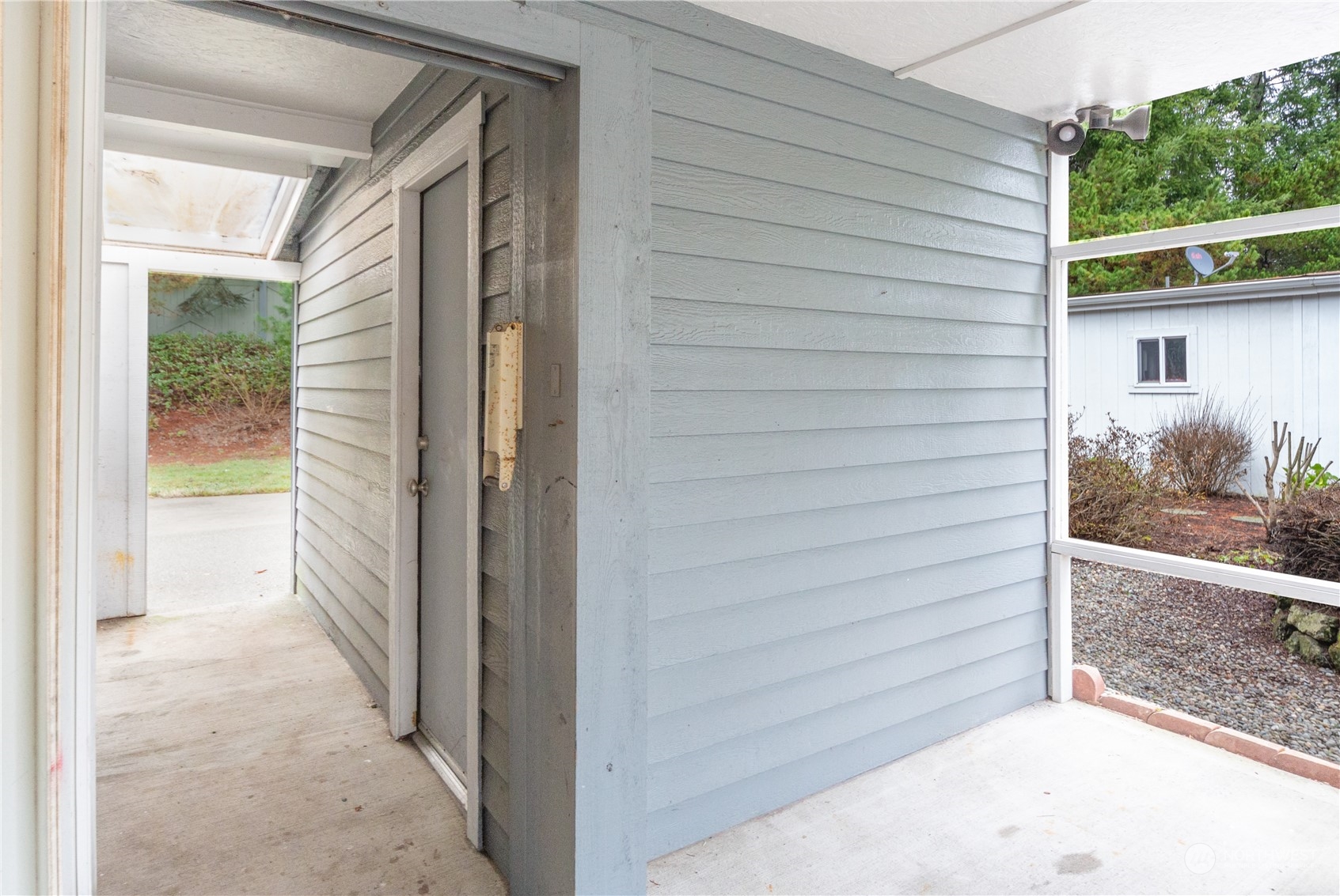 518 NW Silver Meadows Lane