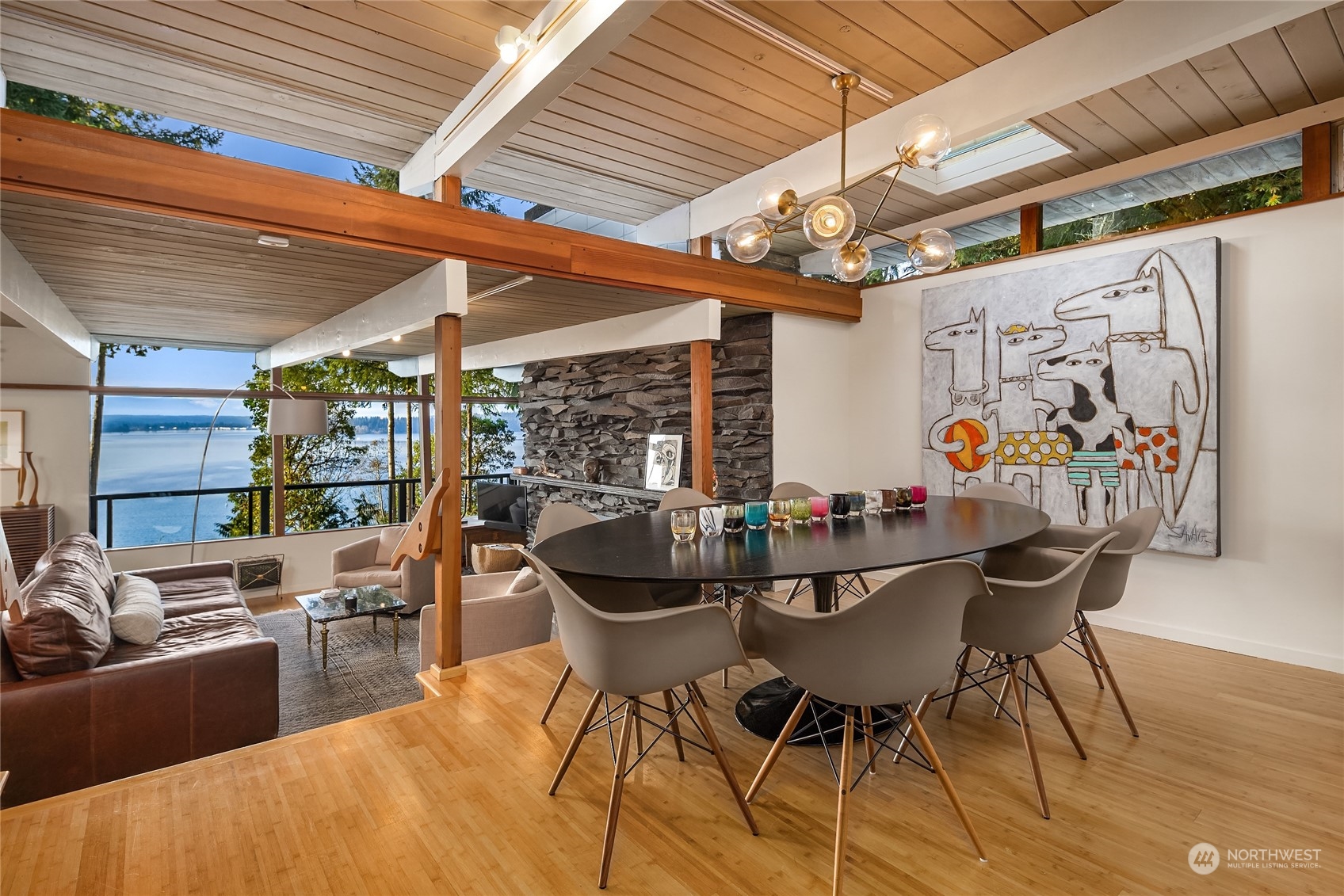 6522 NE Bayview Boulevard