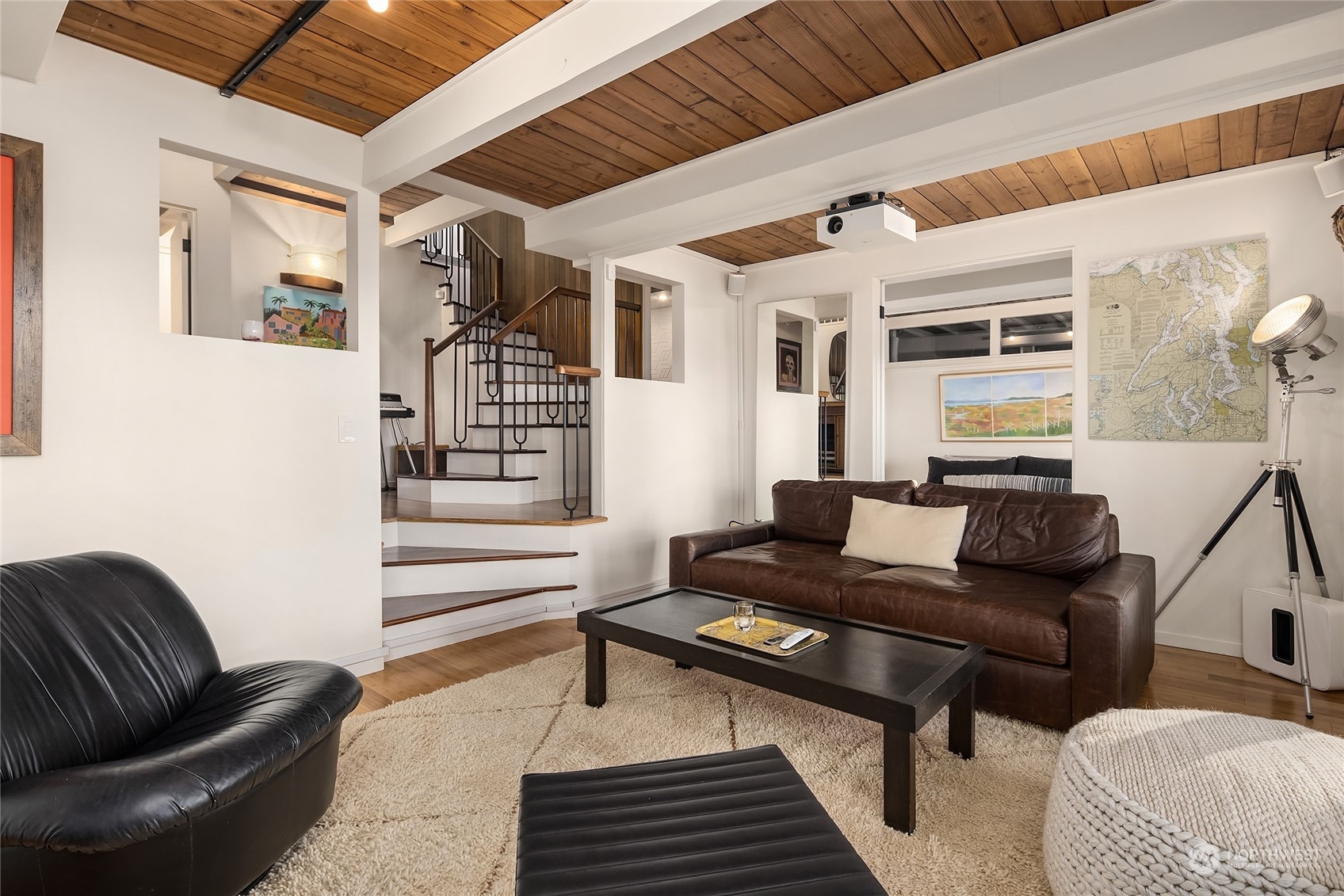 6522 NE Bayview Boulevard