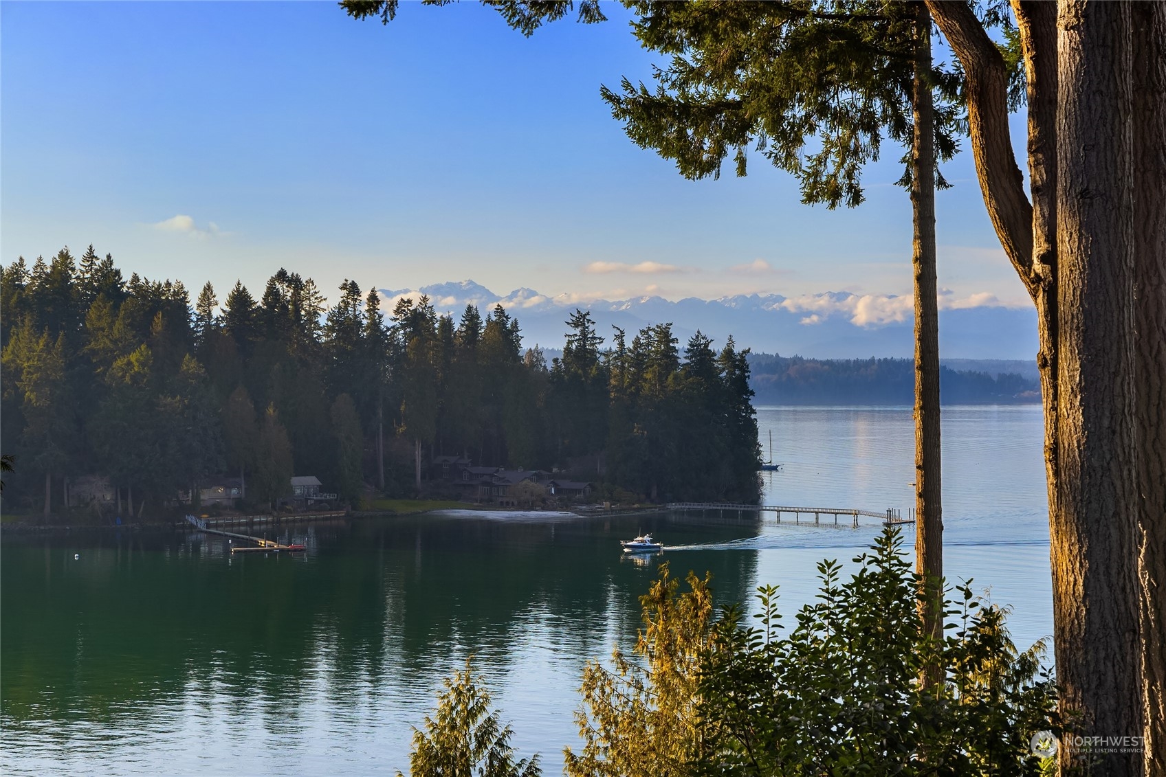 6522 NE Bayview Boulevard