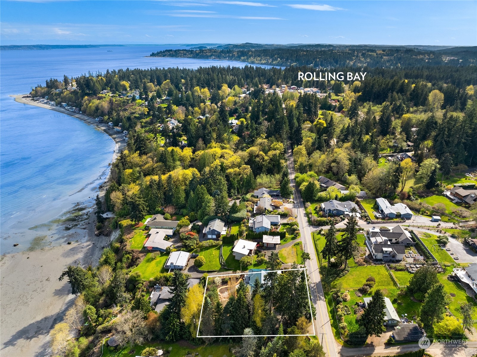 11844 Sunrise Drive NE