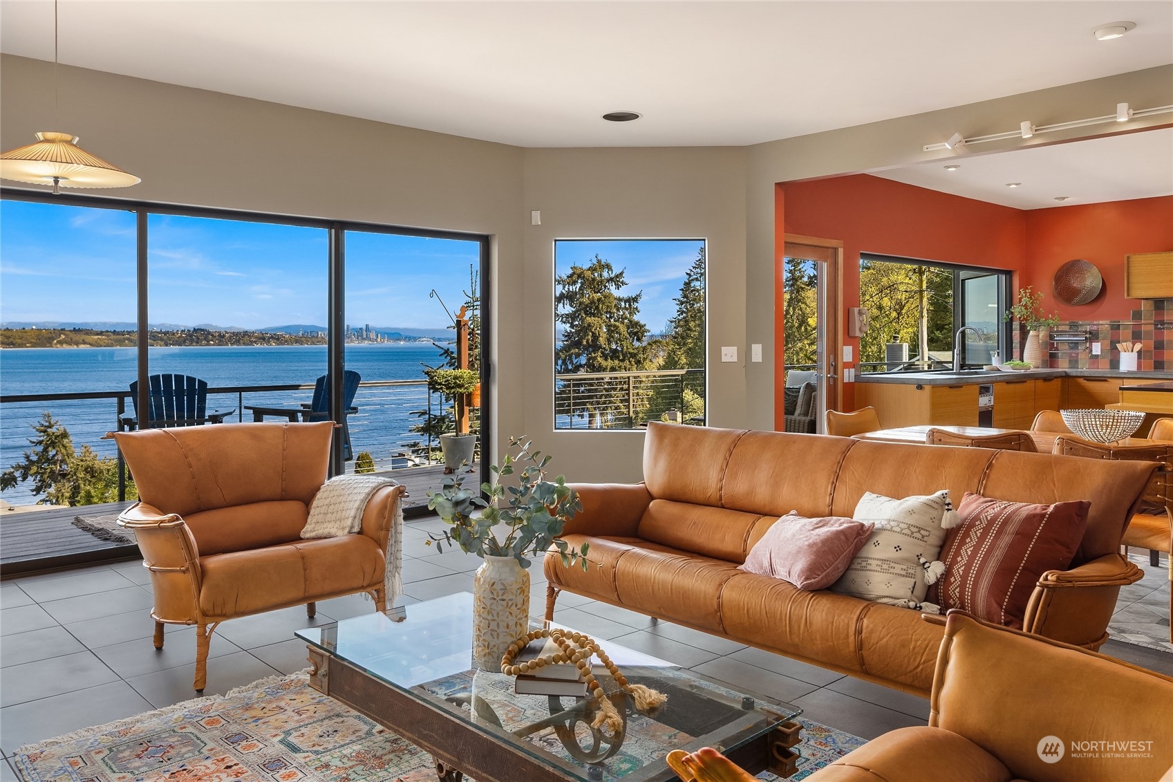 11844 Sunrise Drive NE