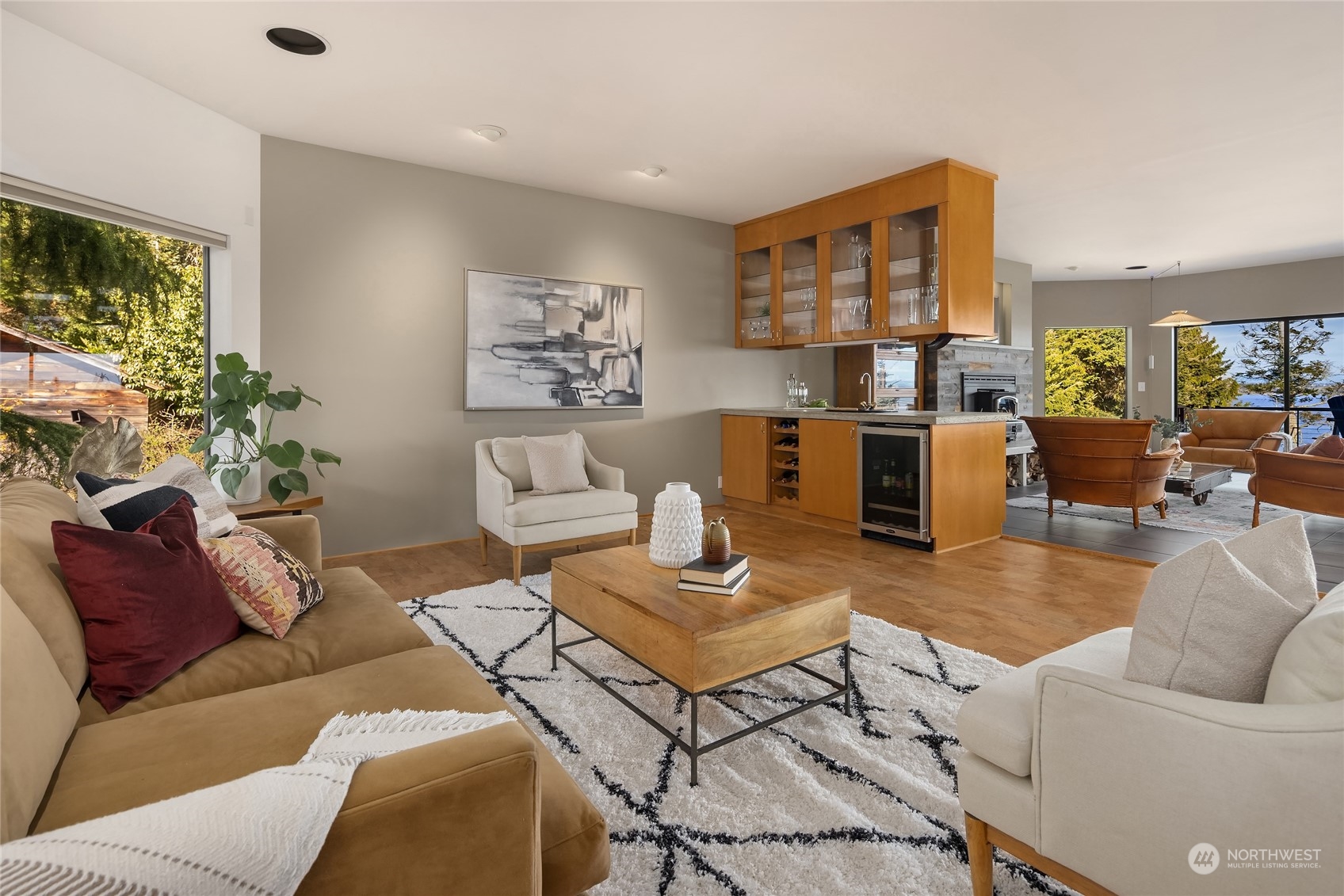 11844 Sunrise Drive NE