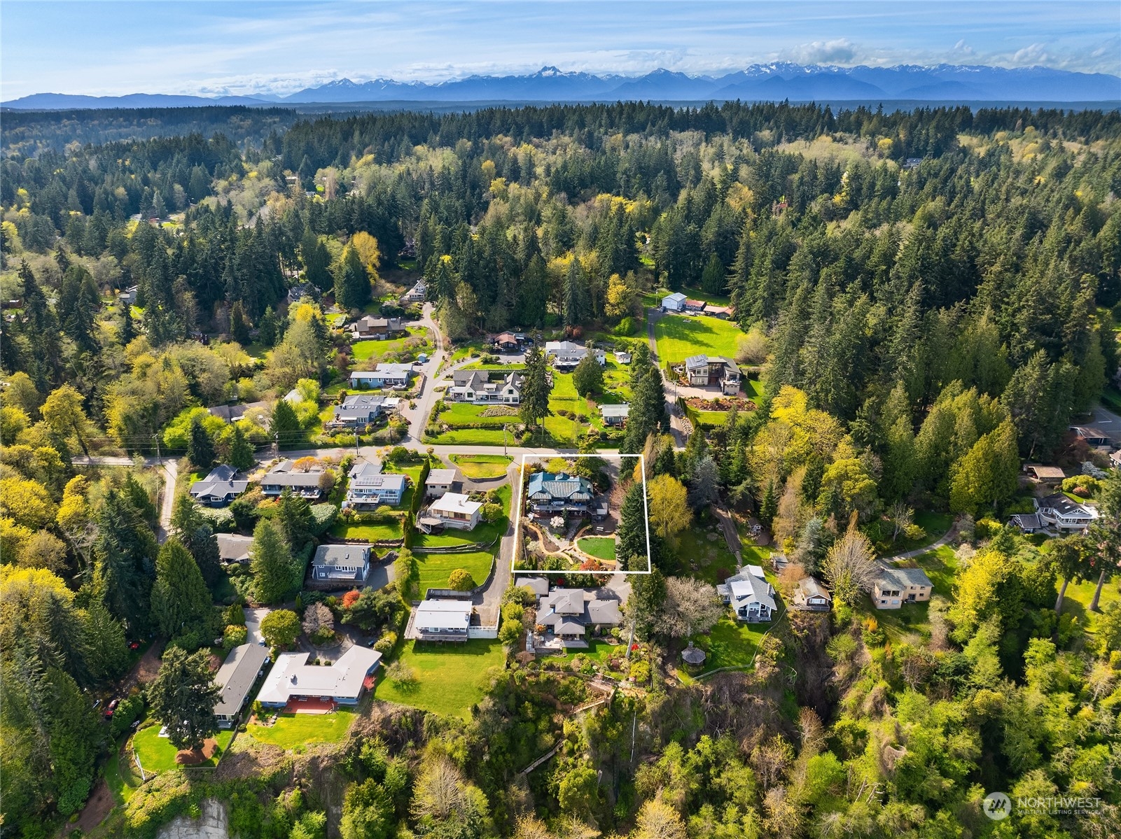 11844 Sunrise Drive NE