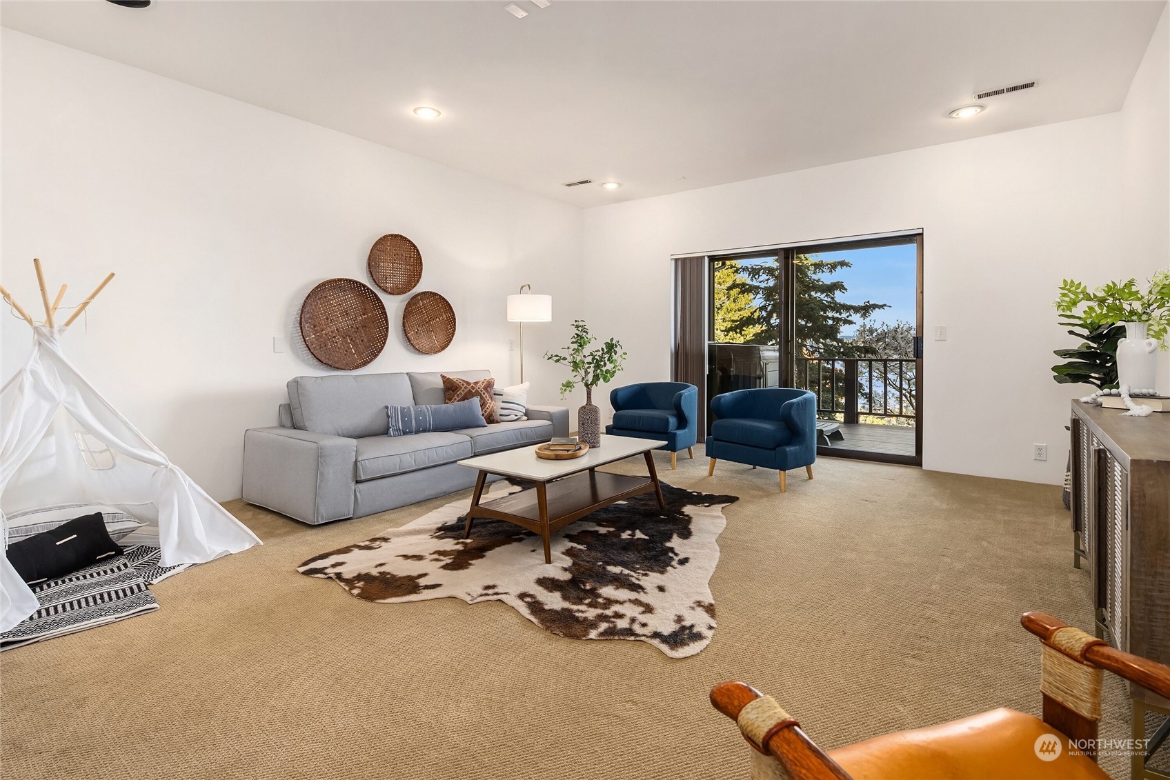 11844 Sunrise Drive NE