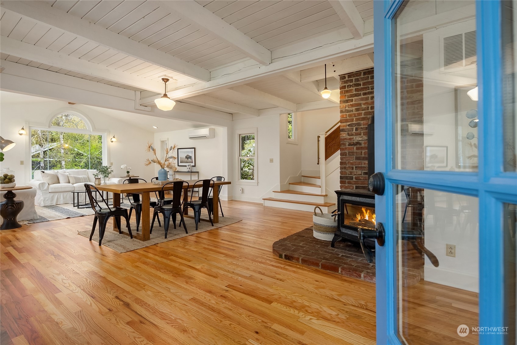 9121 NE Briar Rose Lane