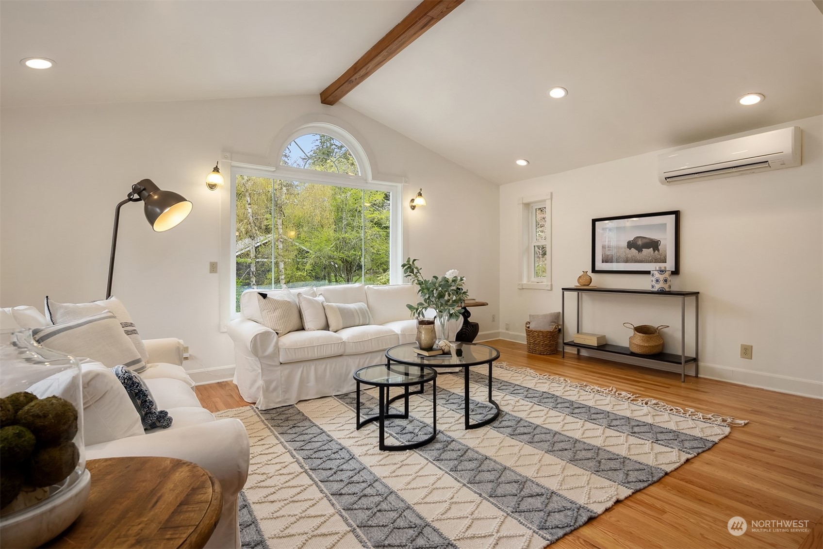 9121 NE Briar Rose Lane