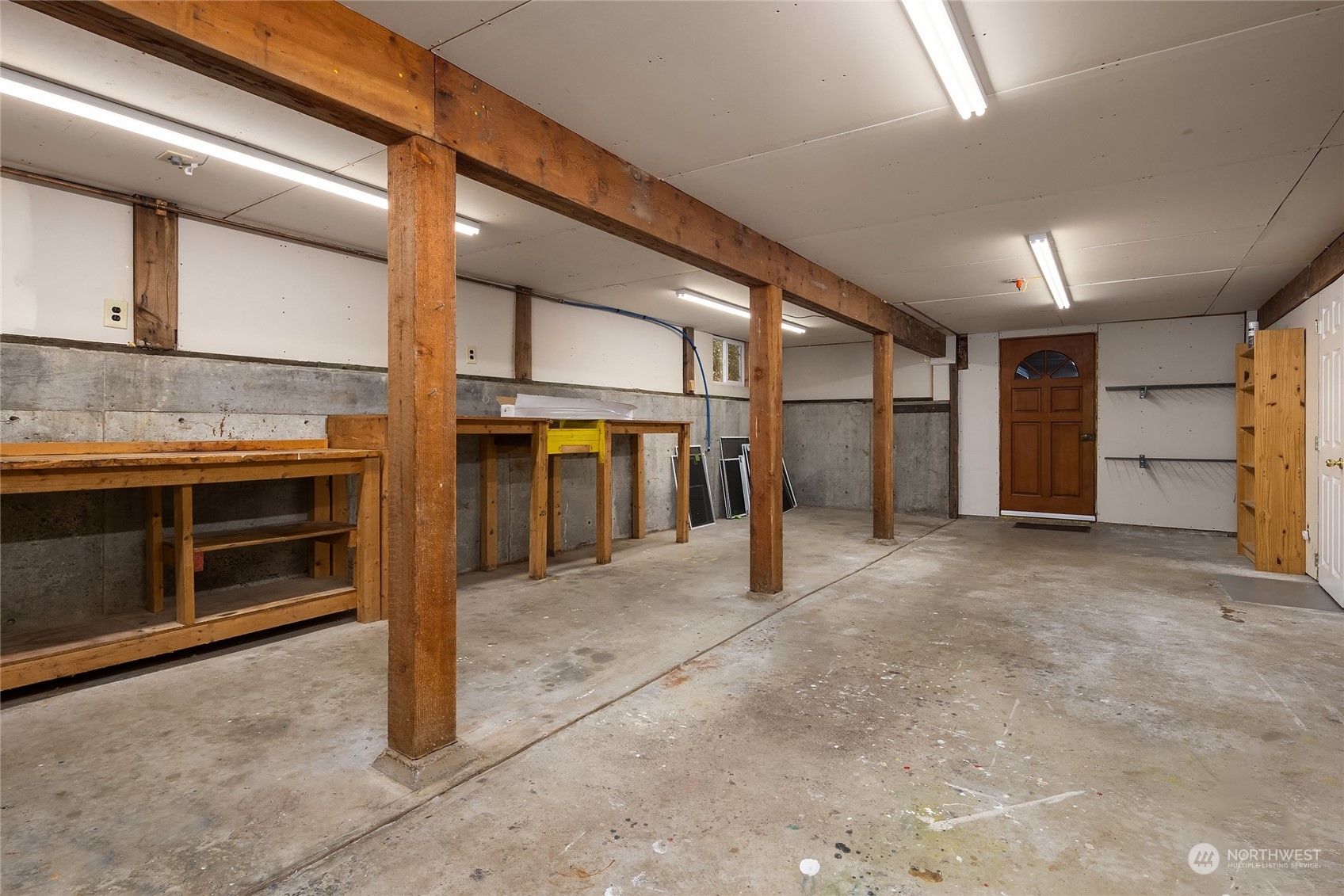 9121 NE Briar Rose Lane