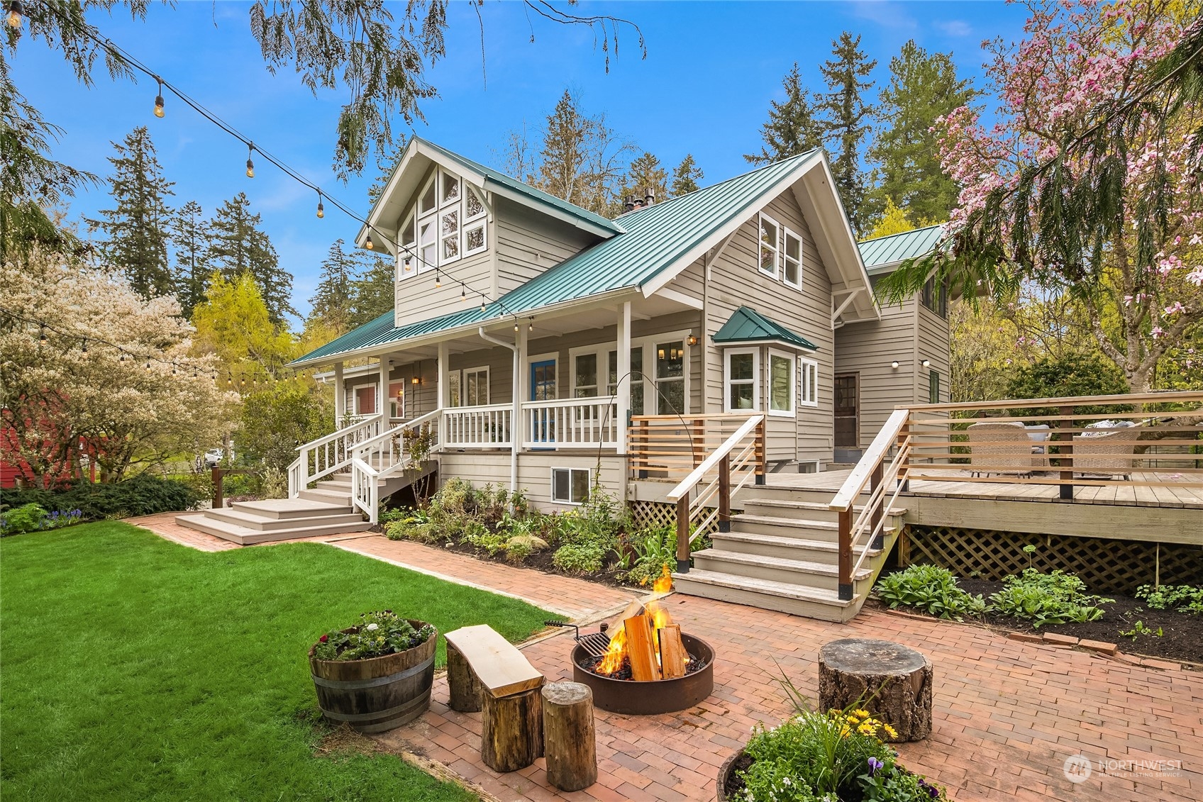 9121 NE Briar Rose Lane