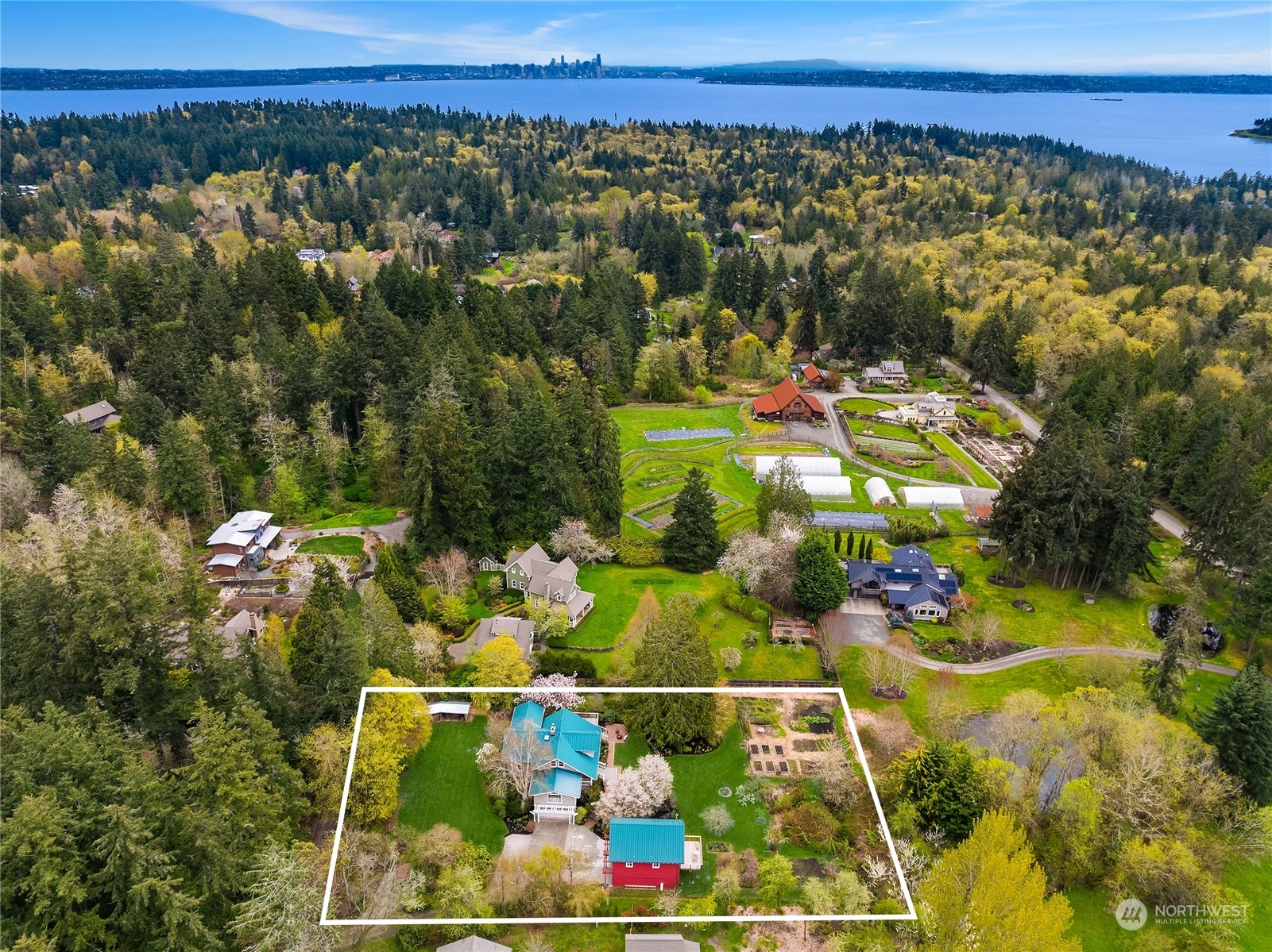 9121 NE Briar Rose Lane