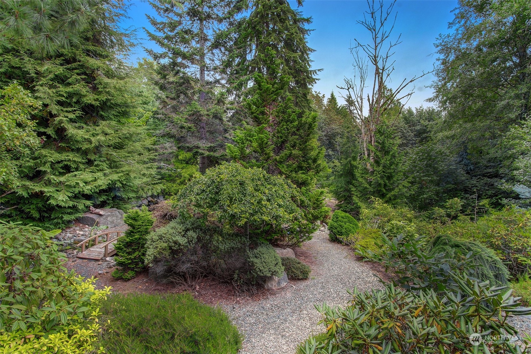 1335 NE Keyport Hills Drive