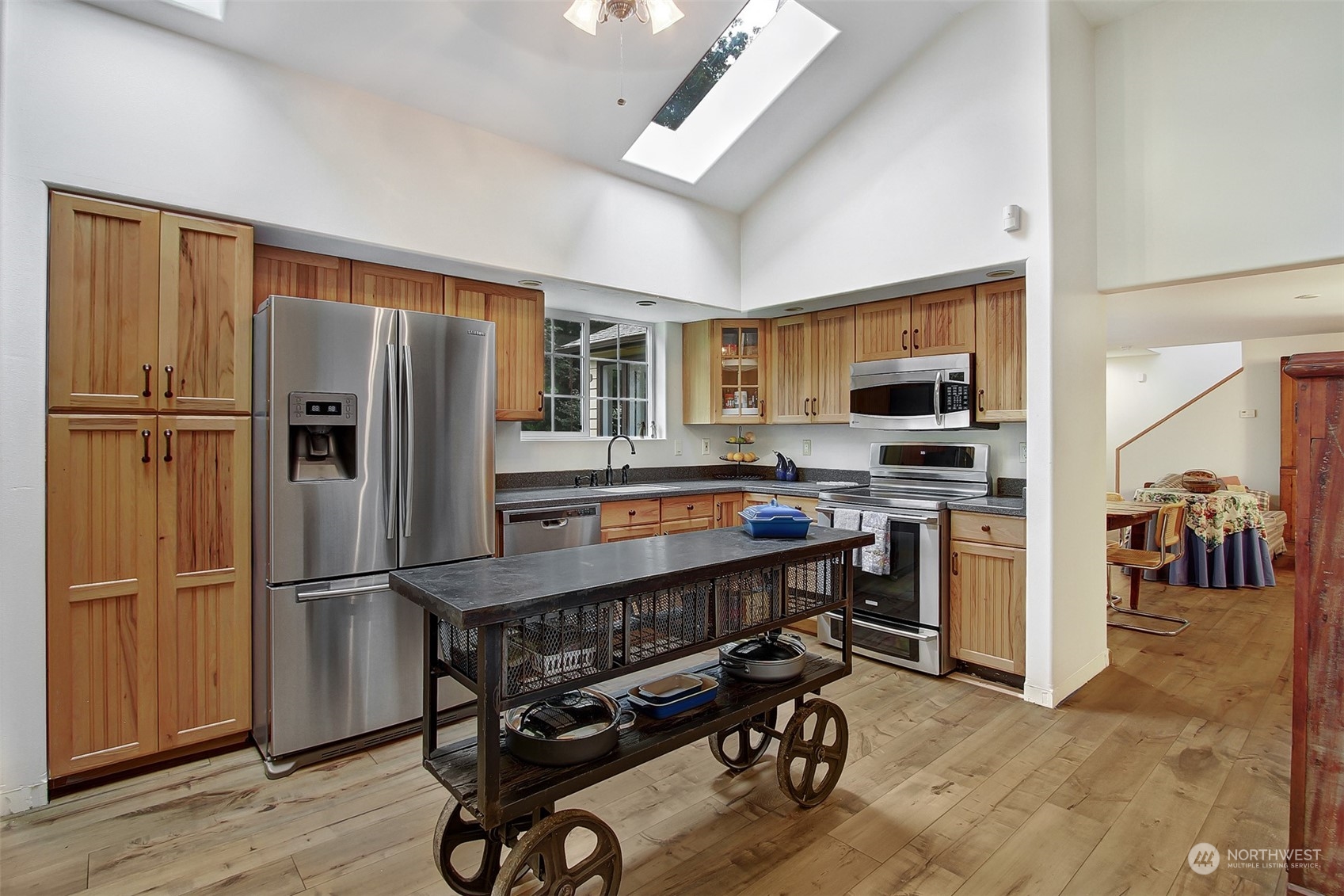 1335 NE Keyport Hills Drive