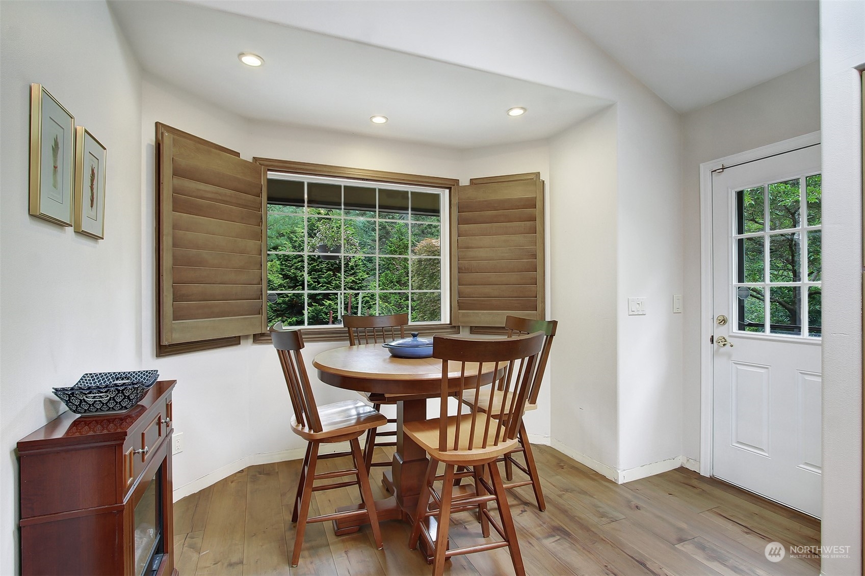 1335 NE Keyport Hills Drive