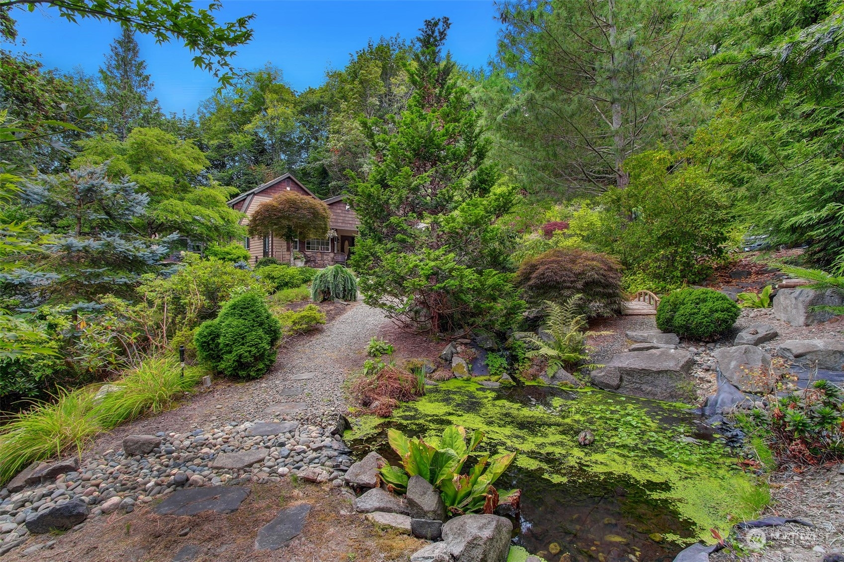 1335 NE Keyport Hills Drive