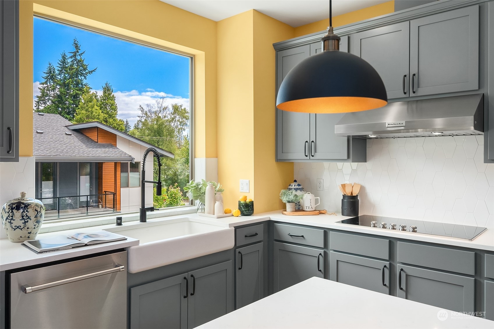 917 Dove Tail Lane NW Unit: 23