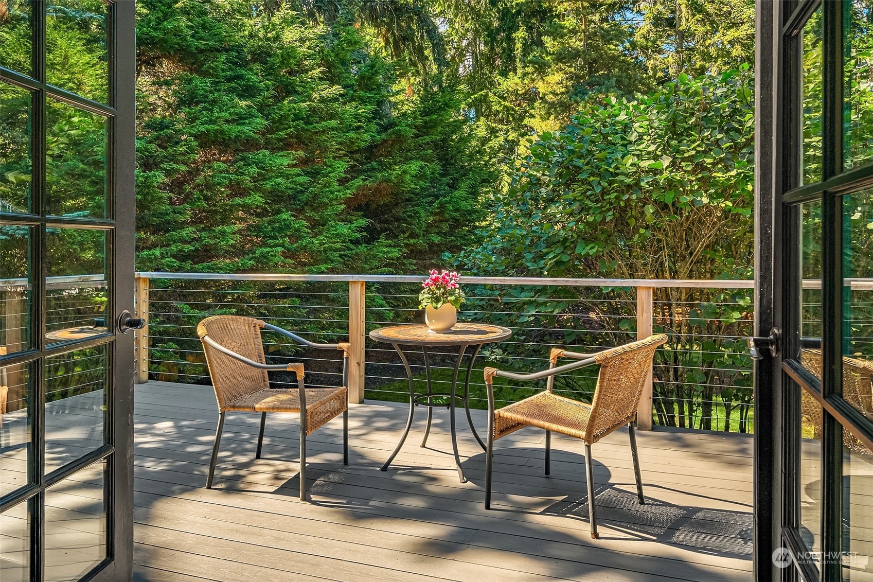 841 Fairview Avenue NE