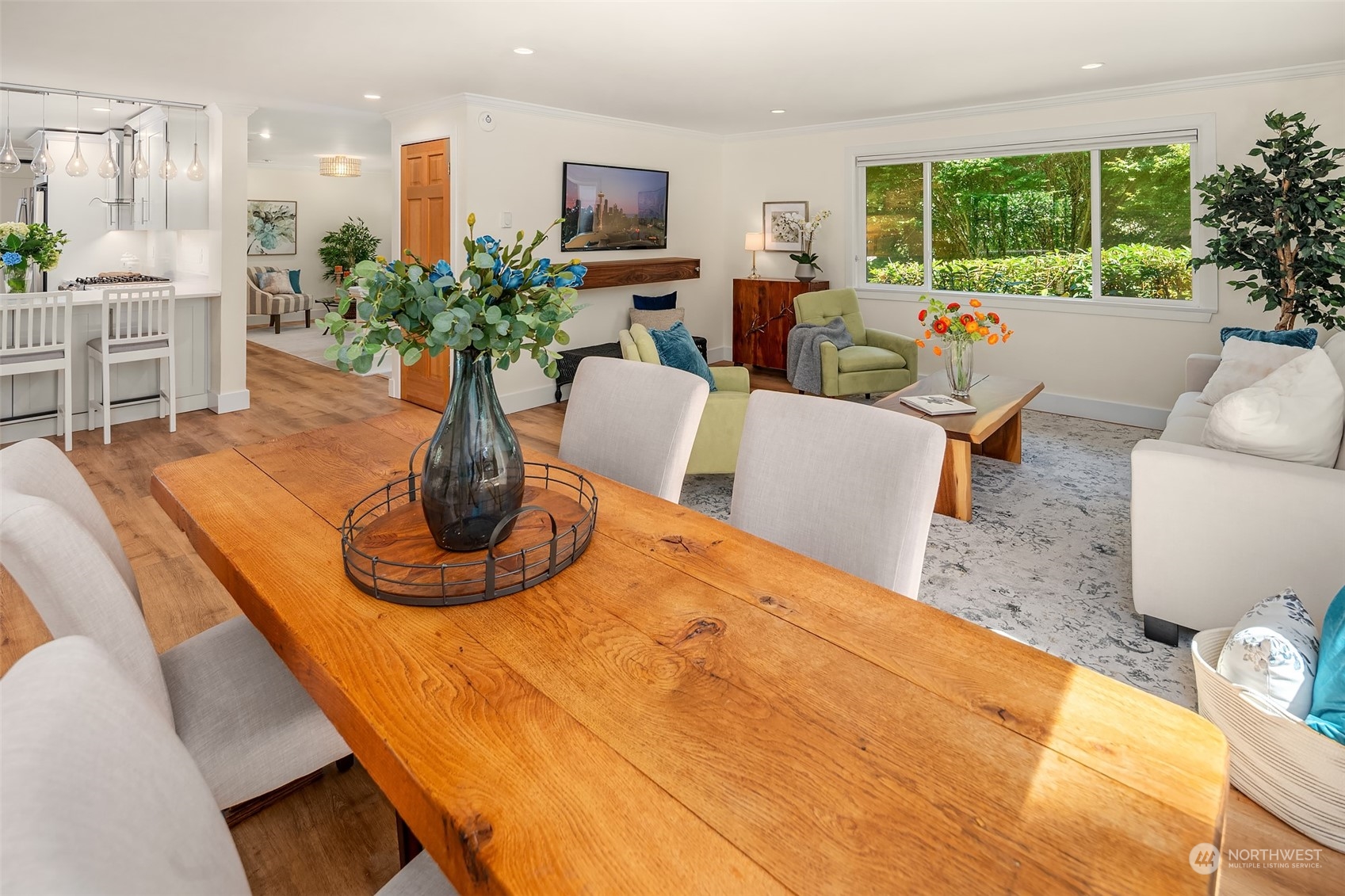 841 Fairview Avenue NE