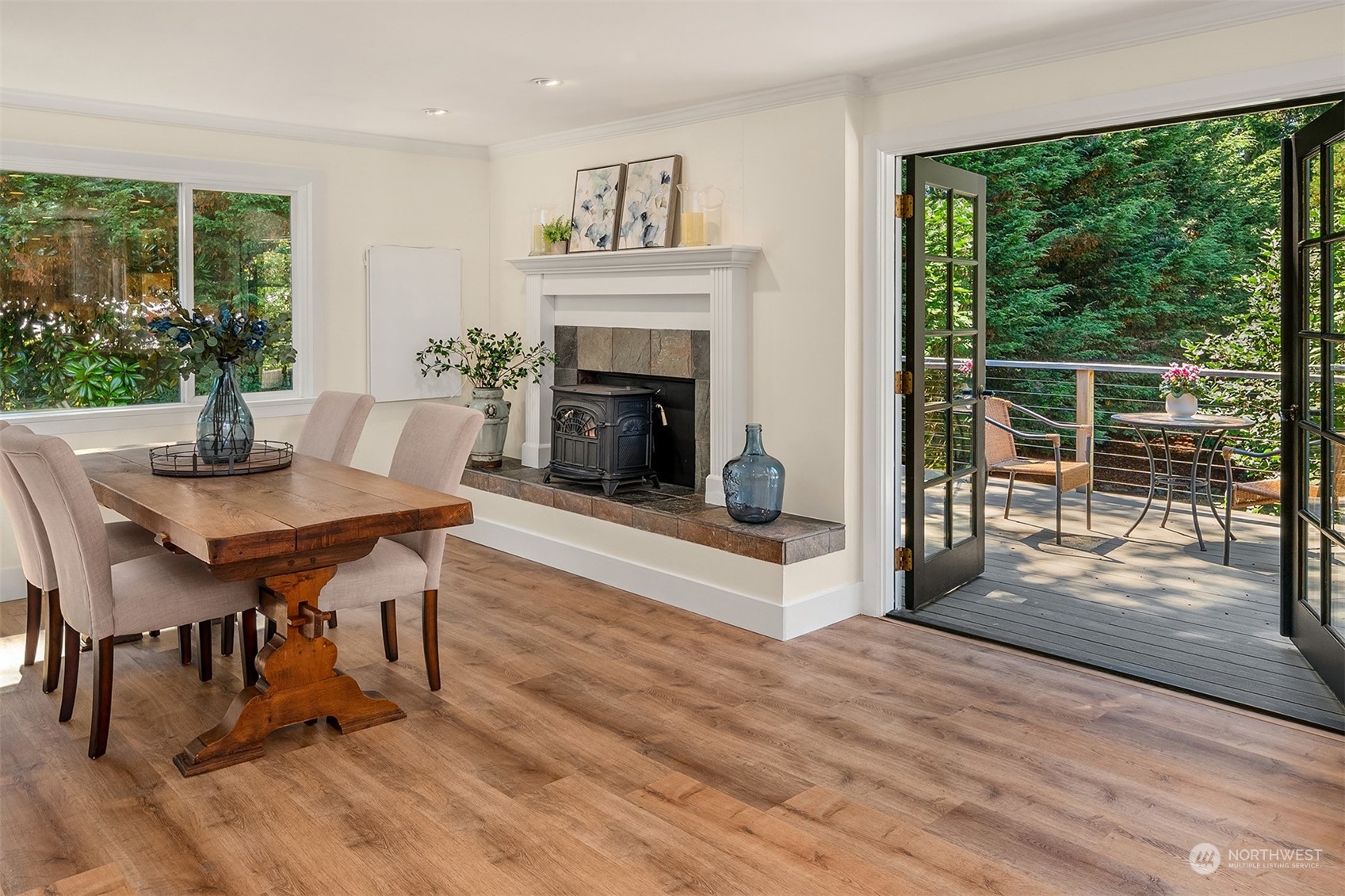 841 Fairview Avenue NE