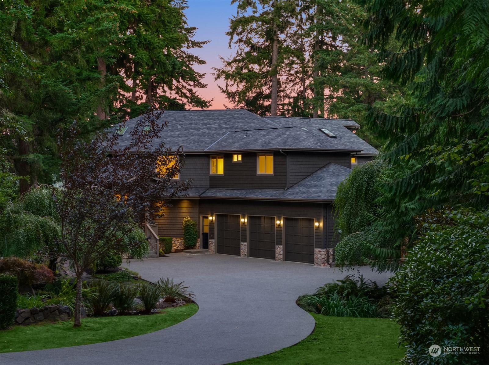 6531 NE Buckskin Lane