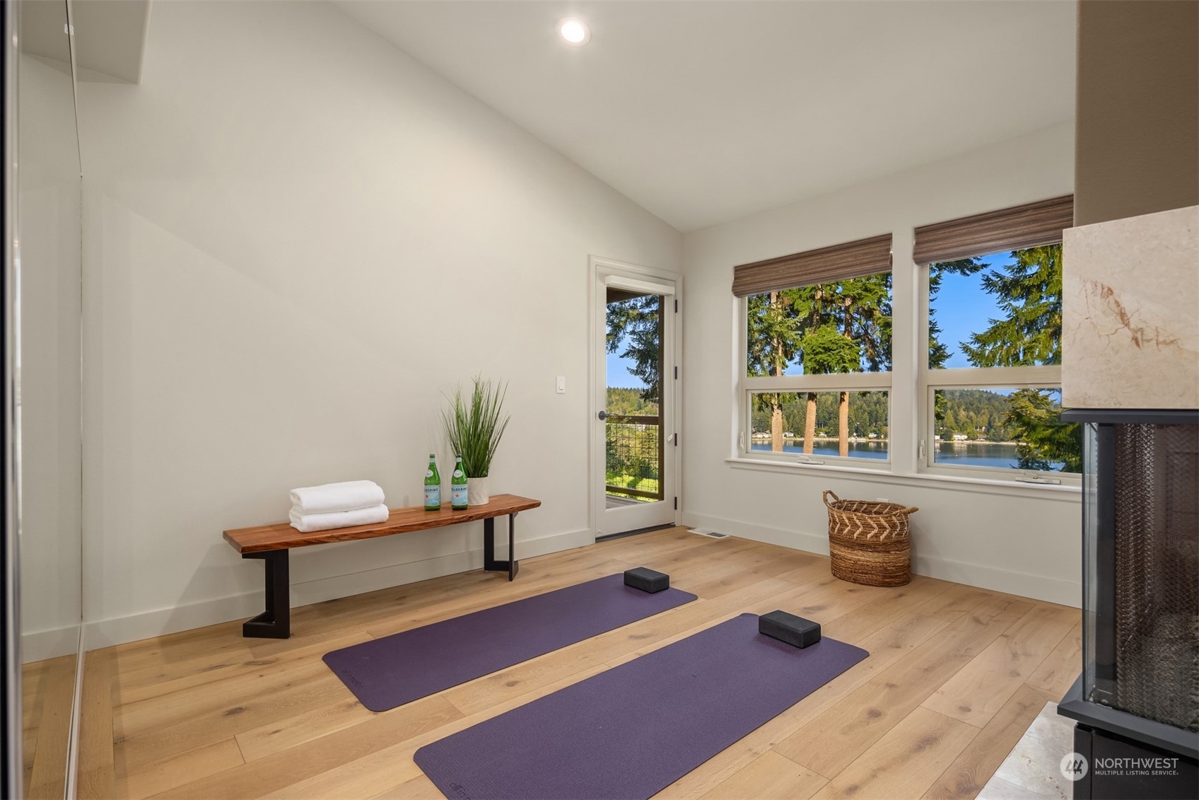 6531 NE Buckskin Lane