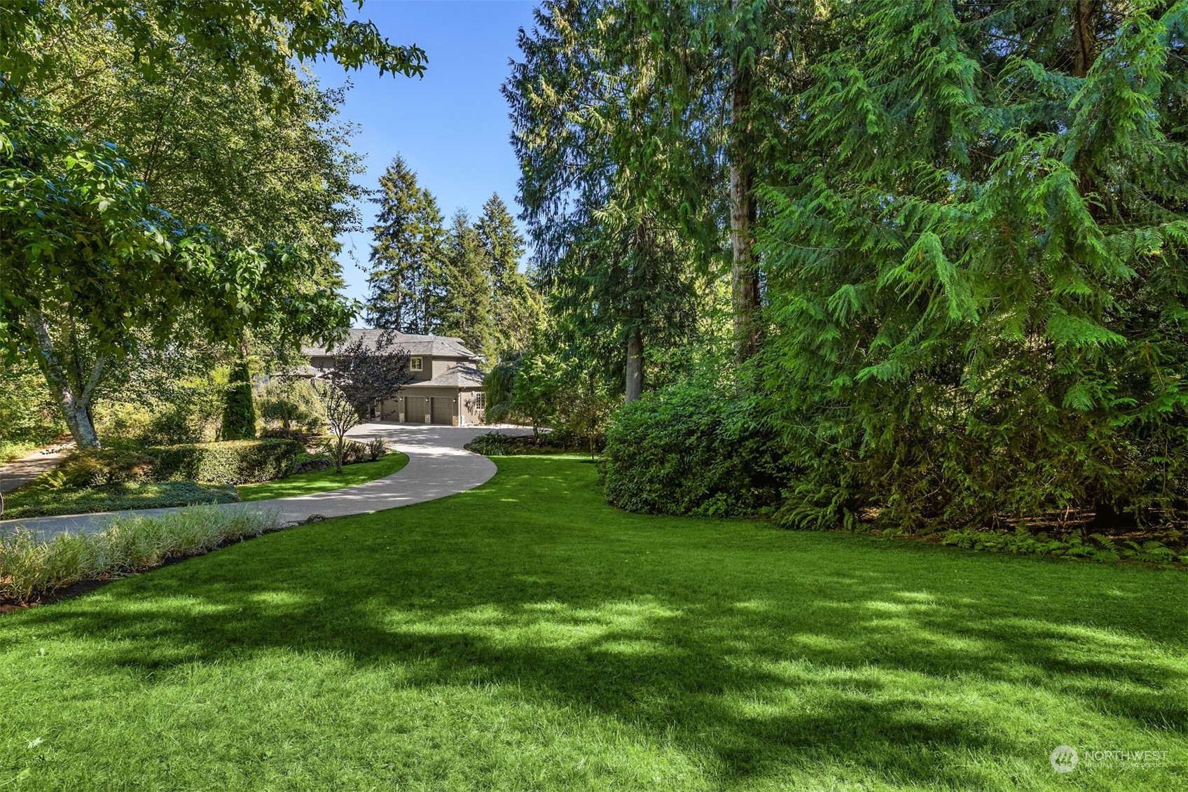 6531 NE Buckskin Lane