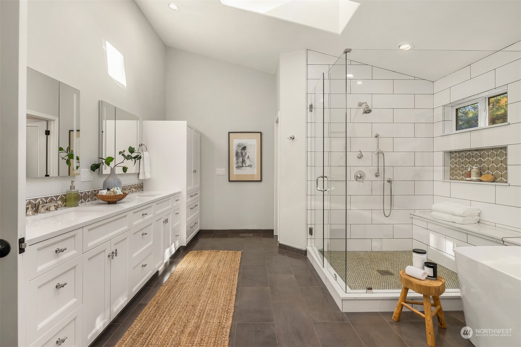 6531 NE Buckskin Lane