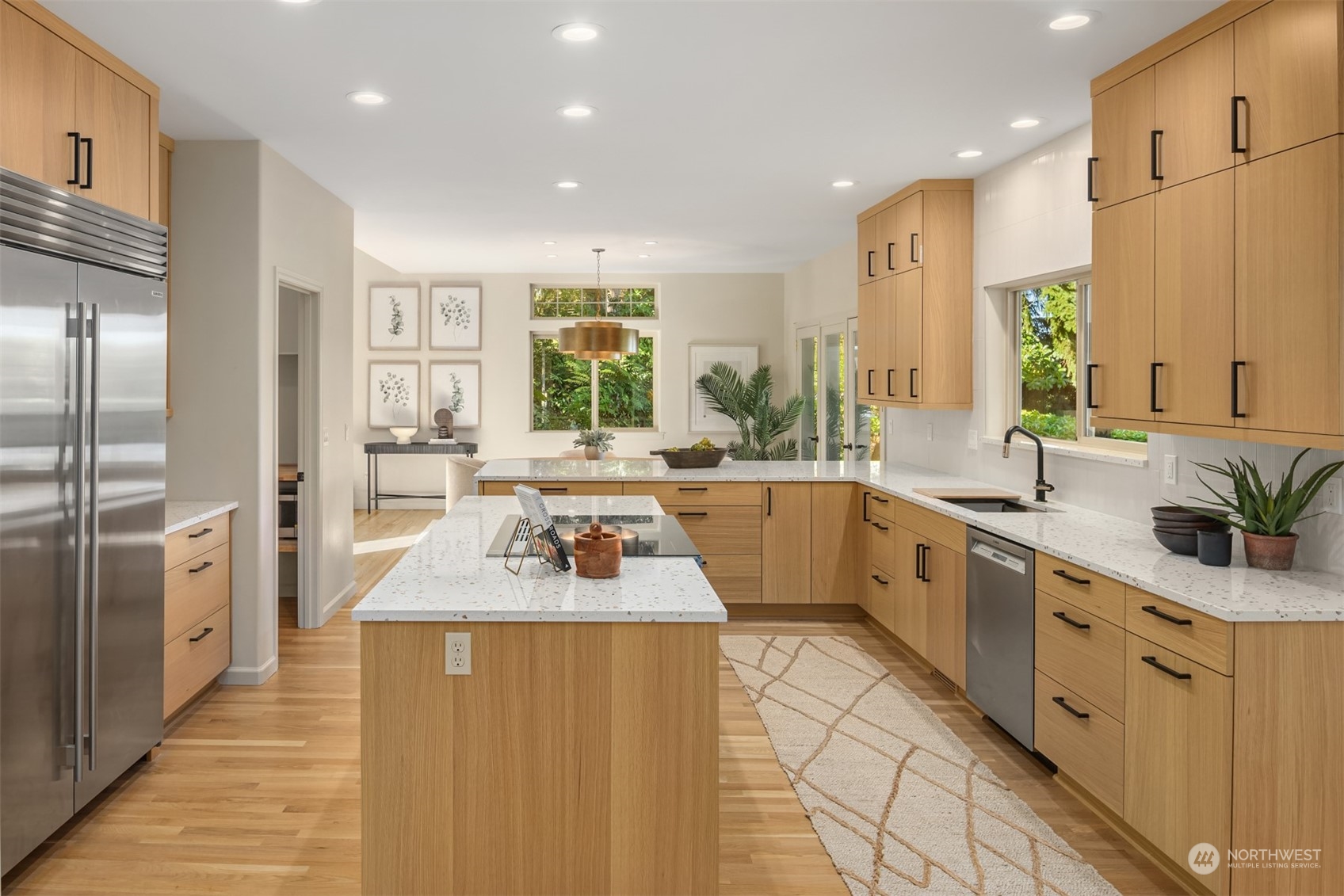 6531 NE Buckskin Lane