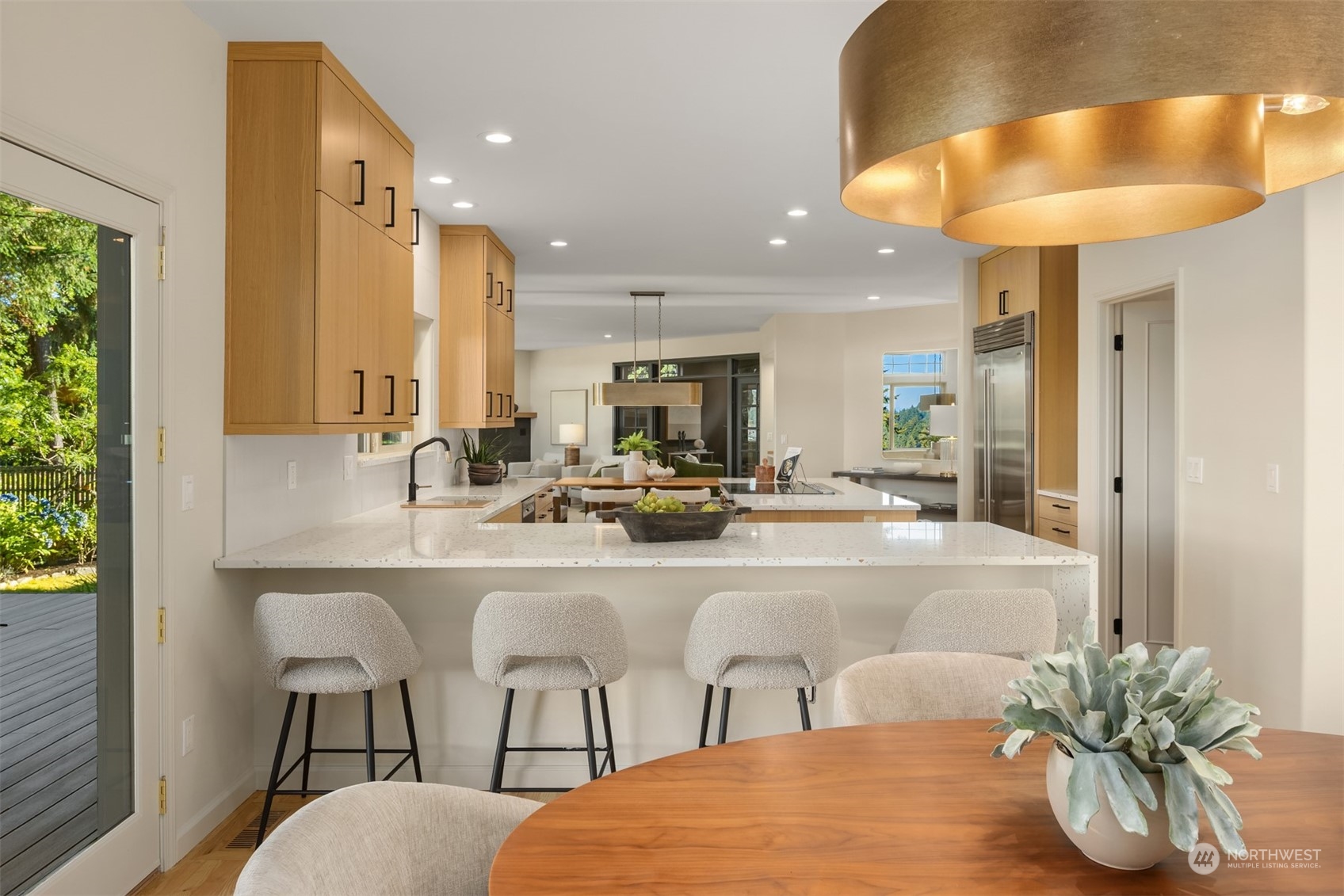 6531 NE Buckskin Lane