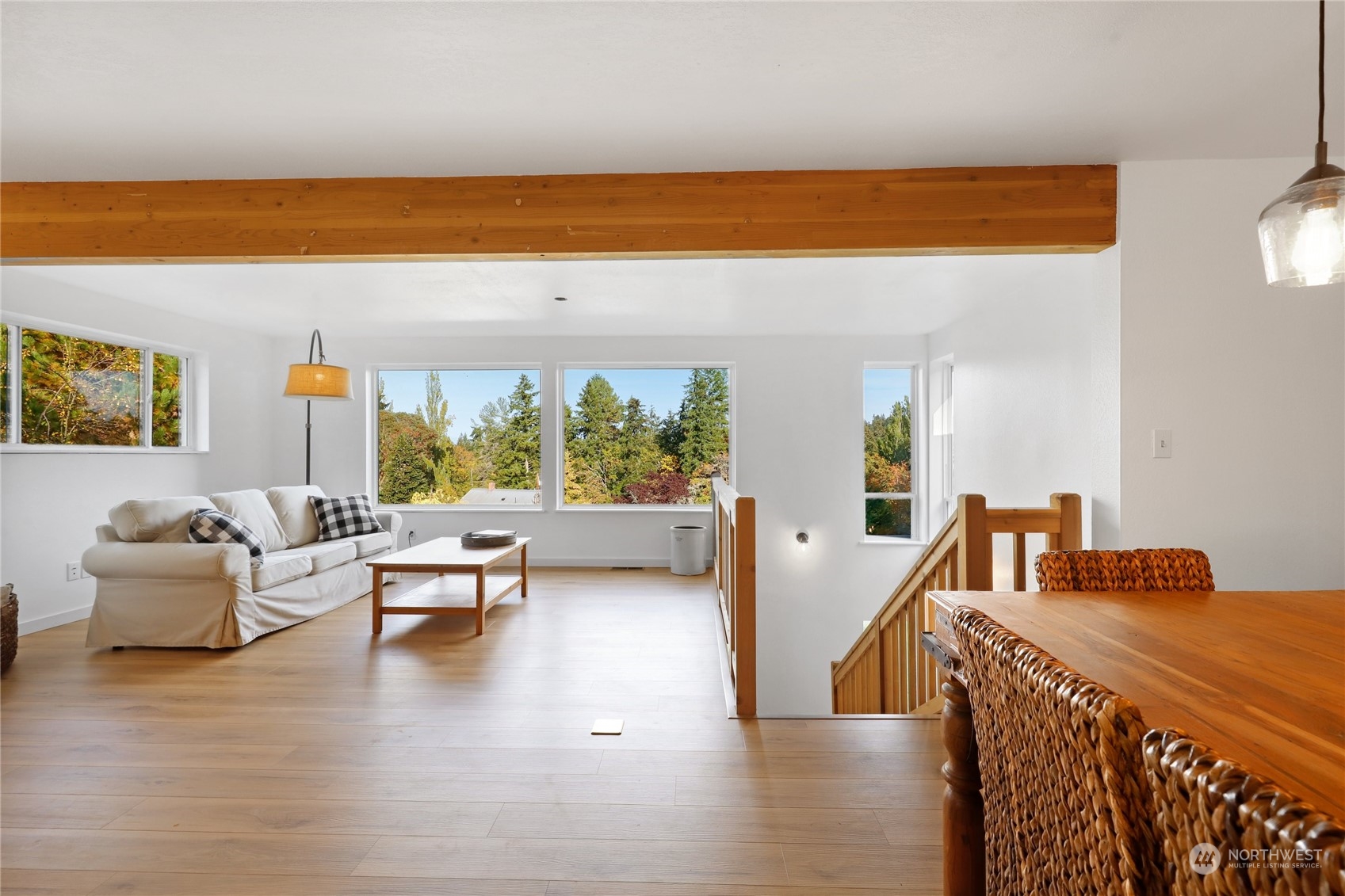 5071 New Sweden Avenue NE