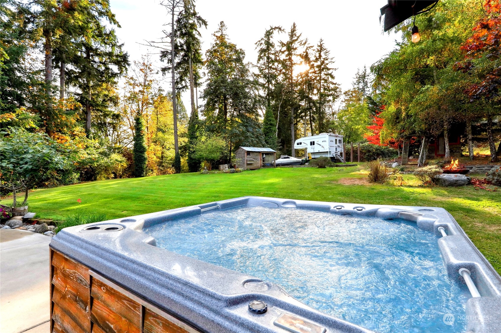 5071 New Sweden Avenue NE