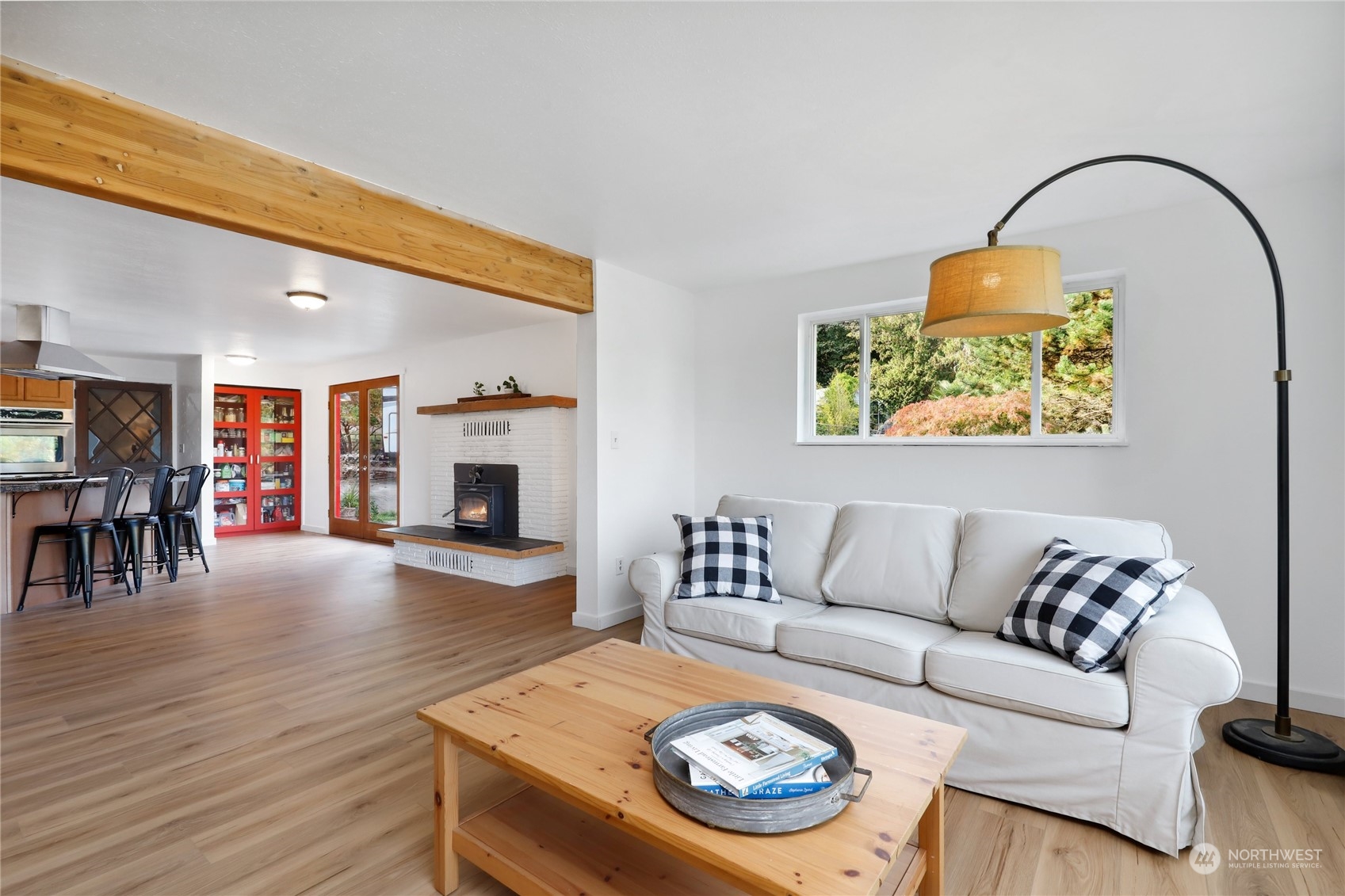 5071 New Sweden Avenue NE