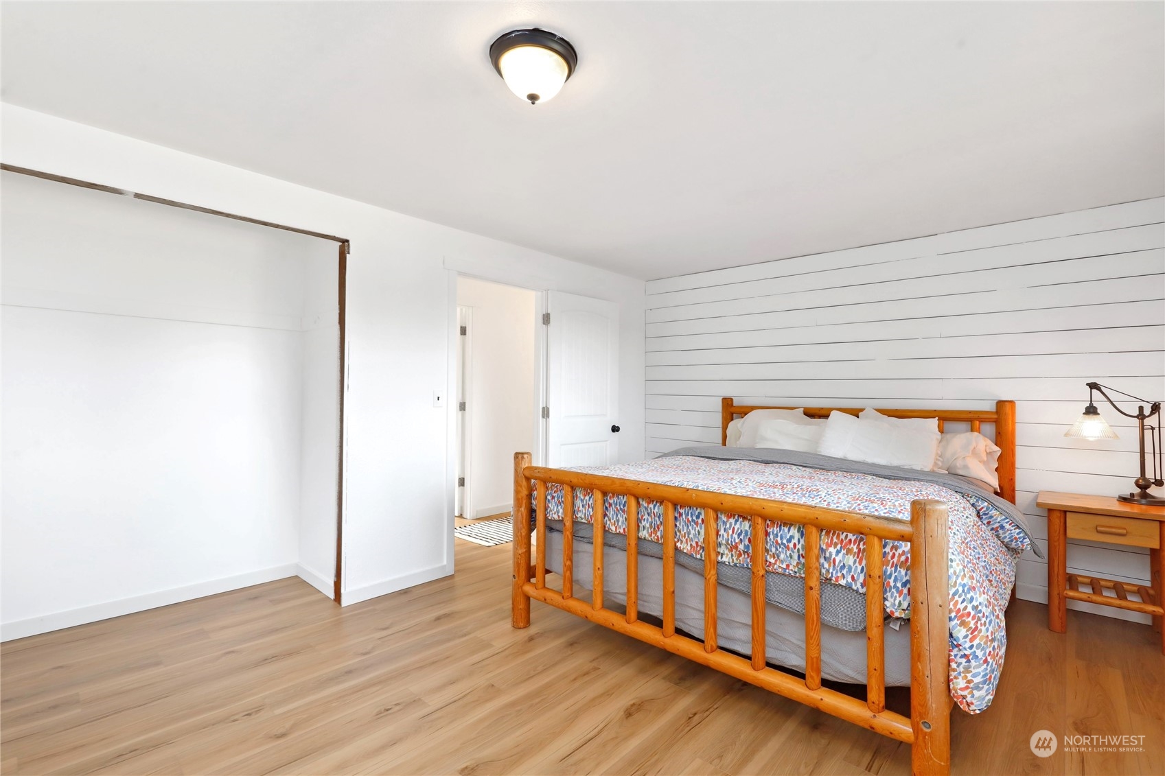 5071 New Sweden Avenue NE