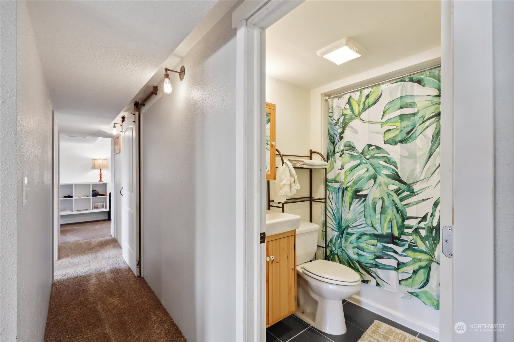 5071 New Sweden Avenue NE