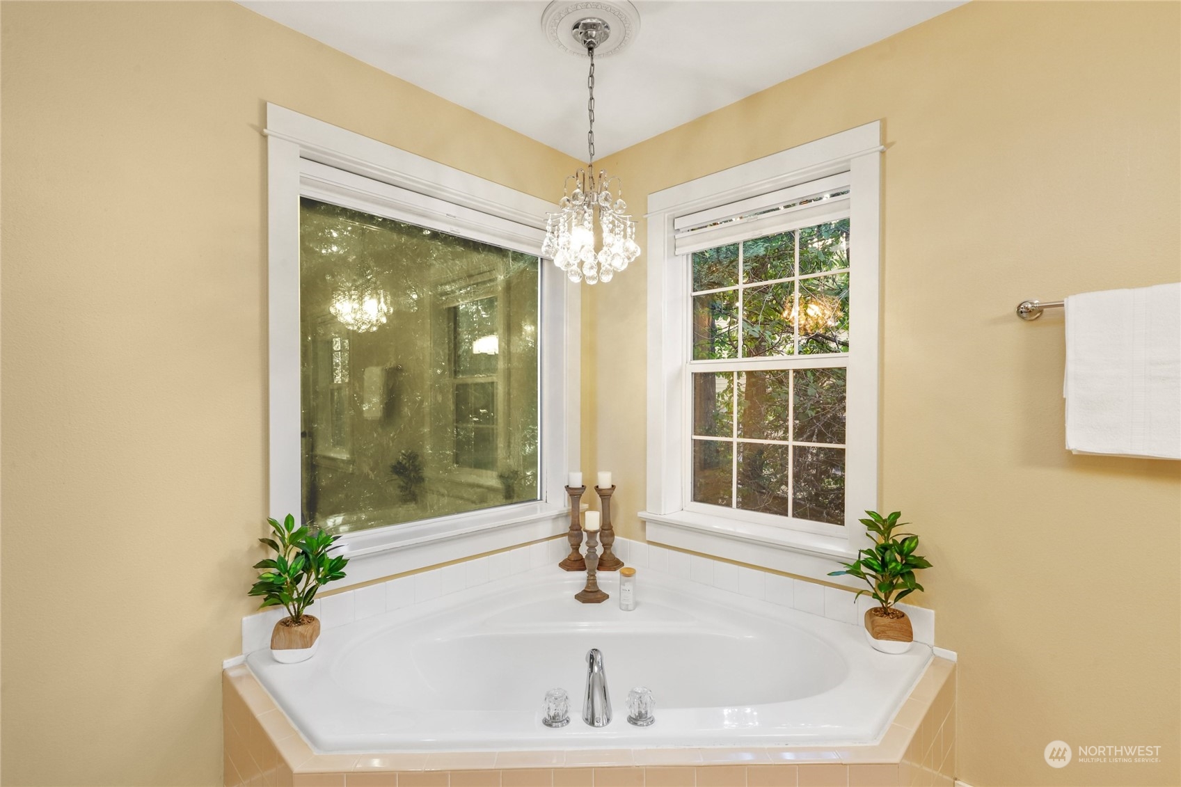 8825 NE New London Court