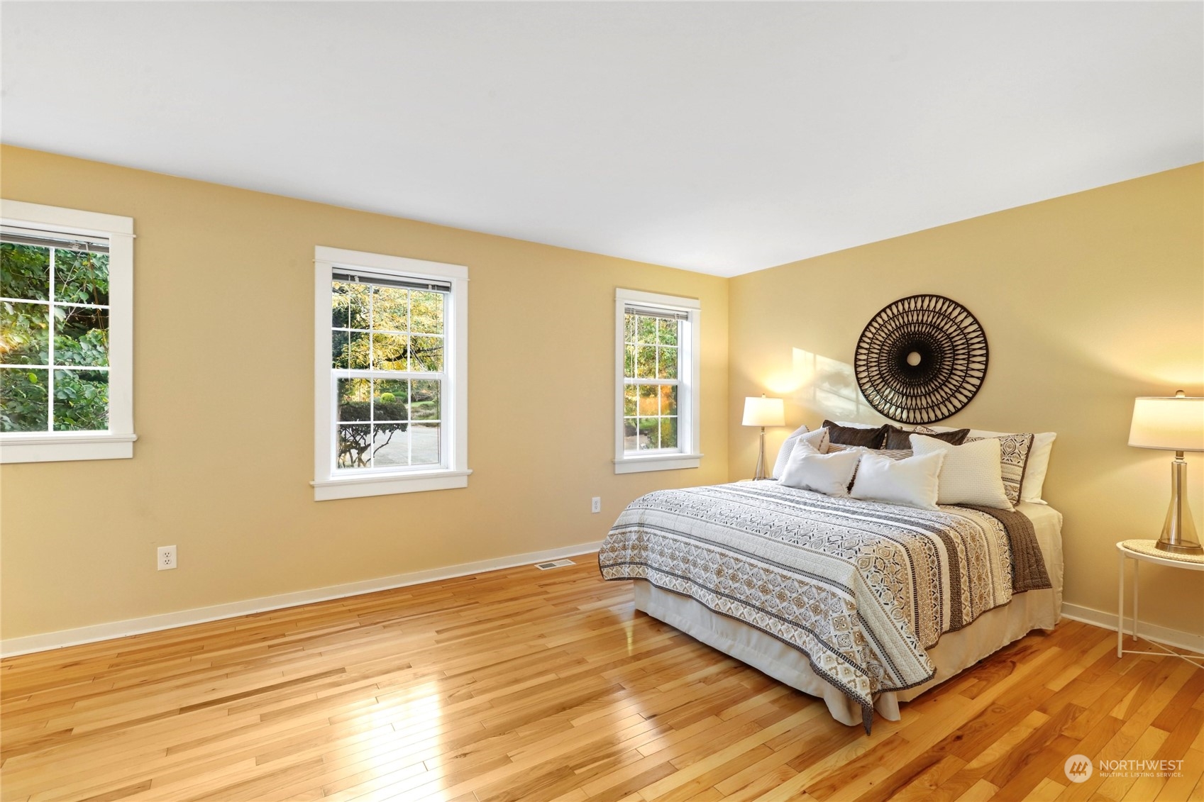 8825 NE New London Court