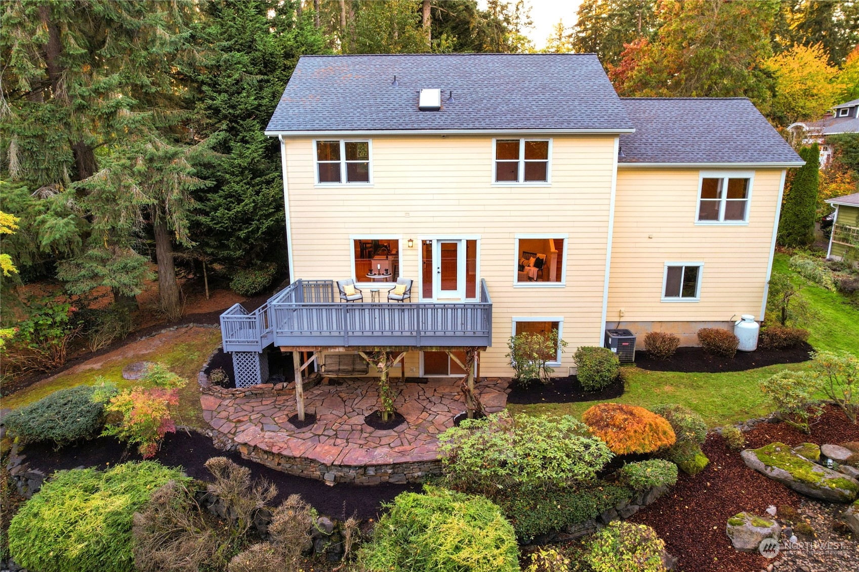 8825 NE New London Court