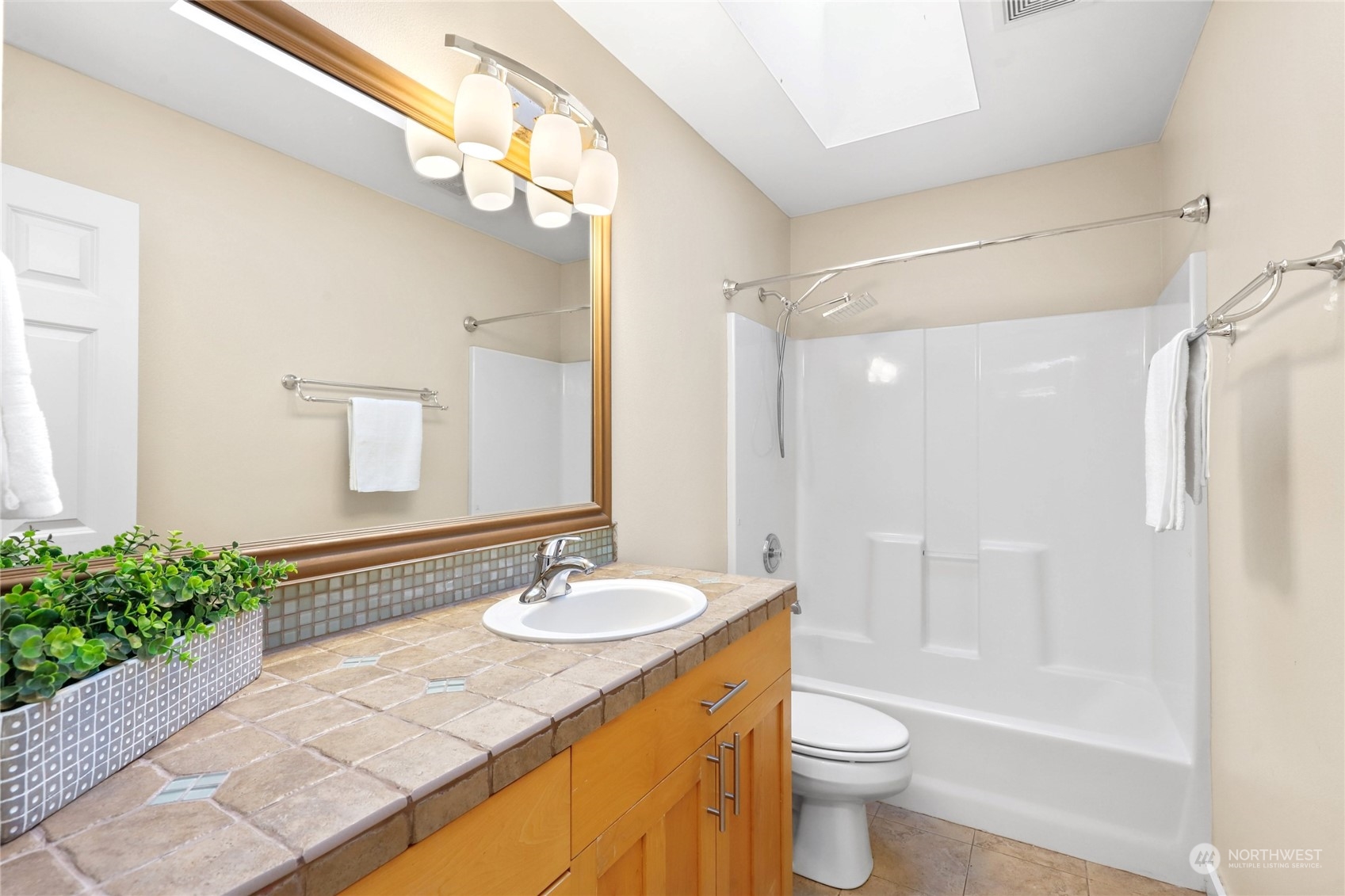 8825 NE New London Court