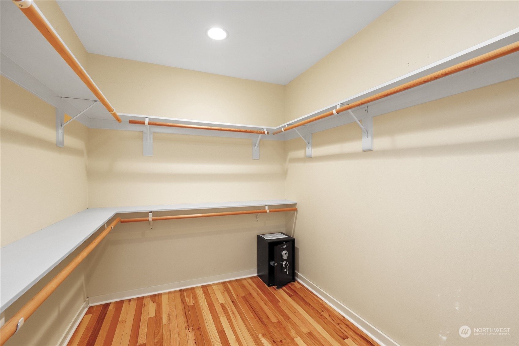 8825 NE New London Court