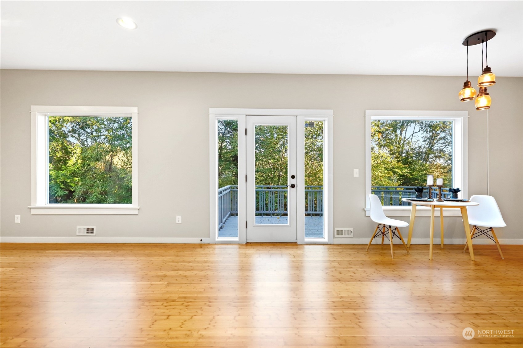 8825 NE New London Court