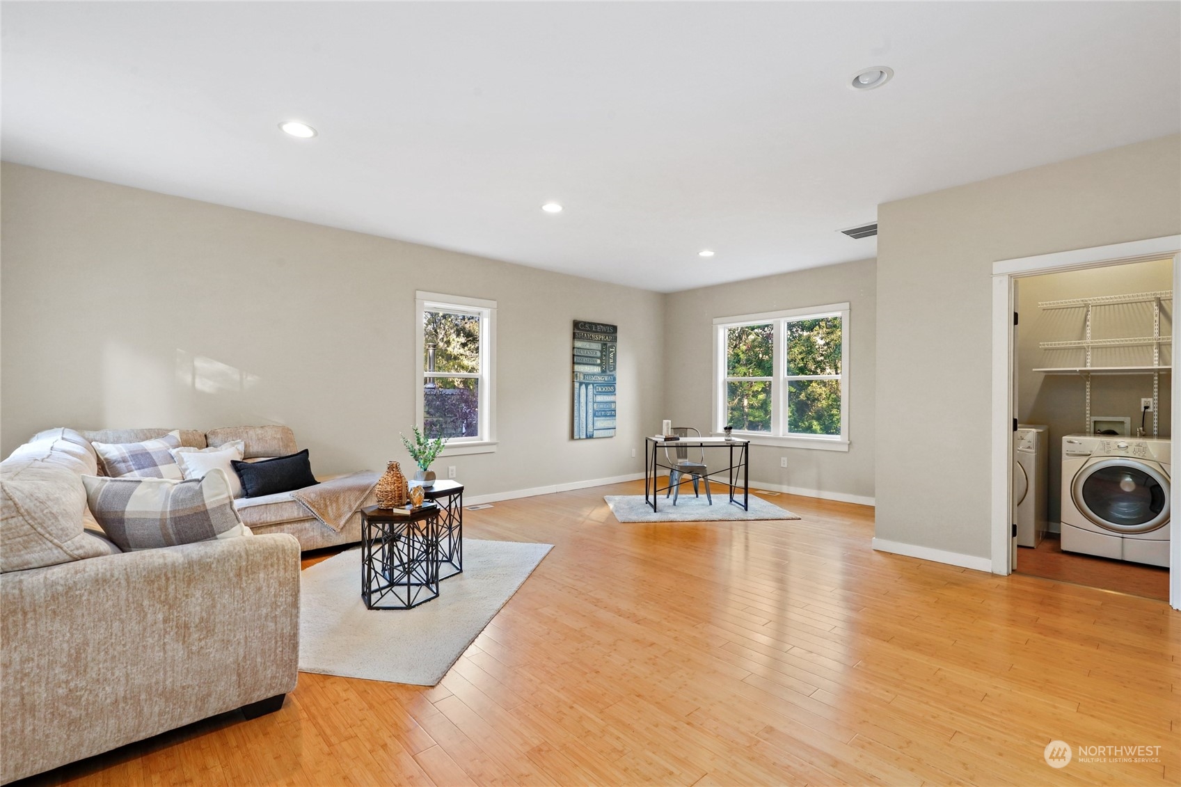 8825 NE New London Court