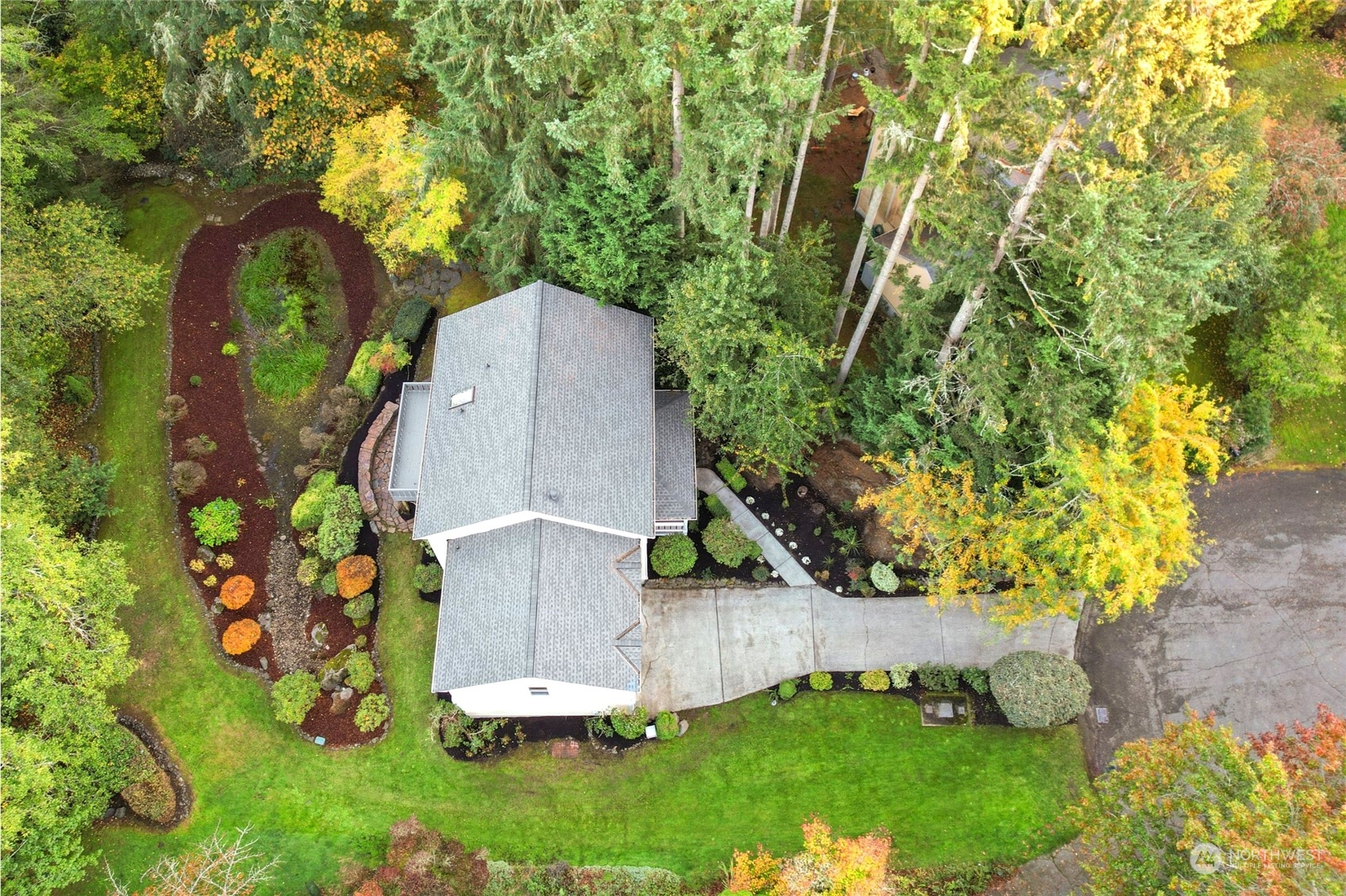 8825 NE New London Court