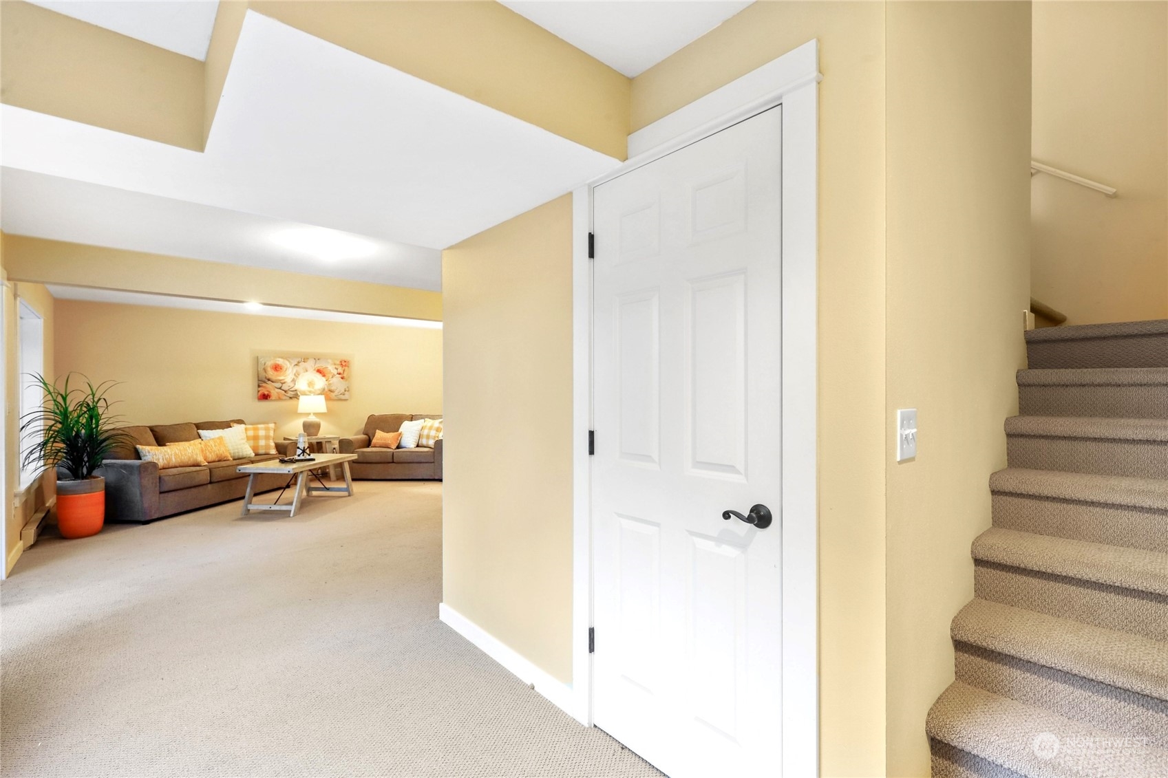 8825 NE New London Court