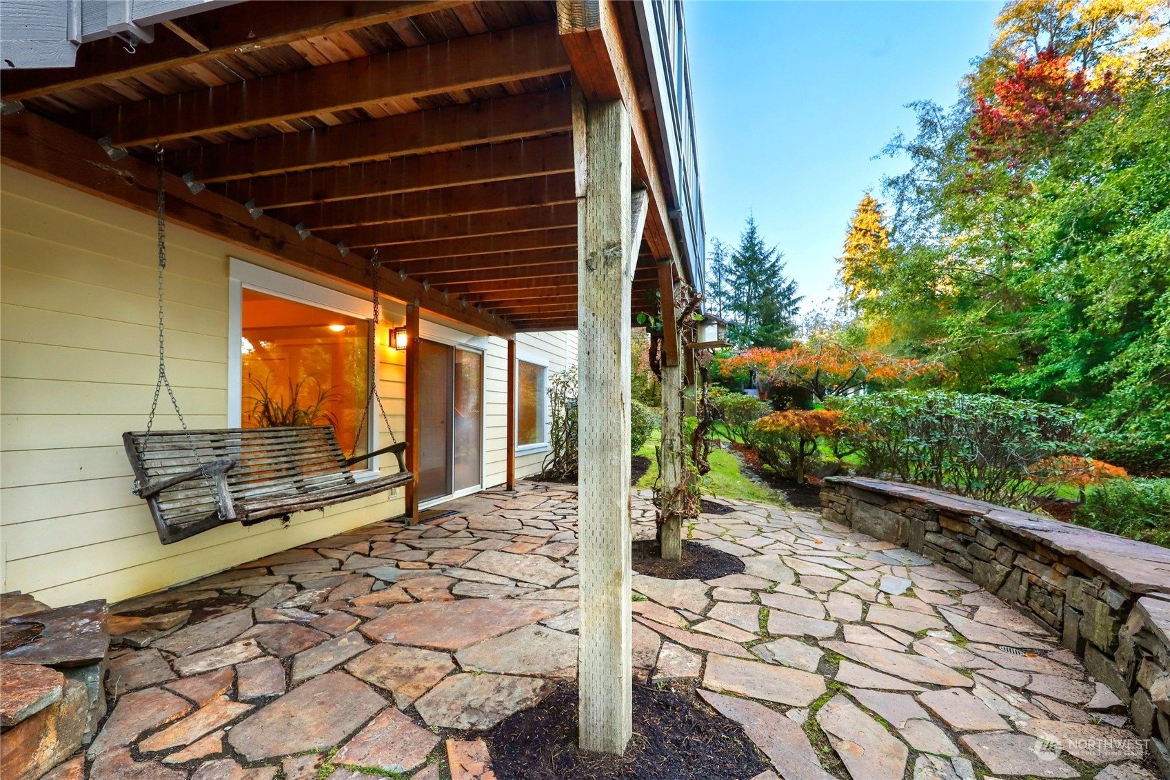 8825 NE New London Court