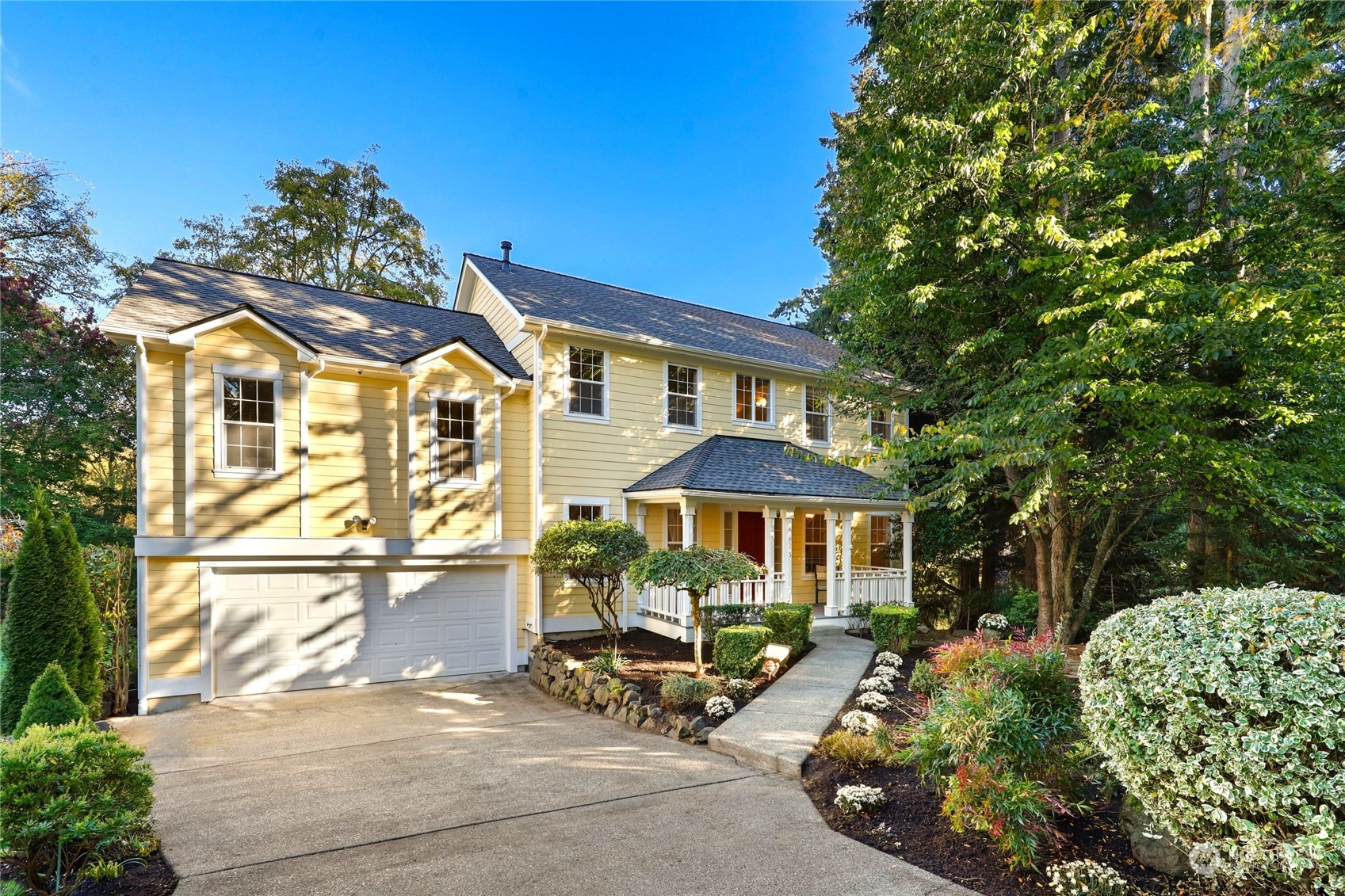 8825 NE New London Court