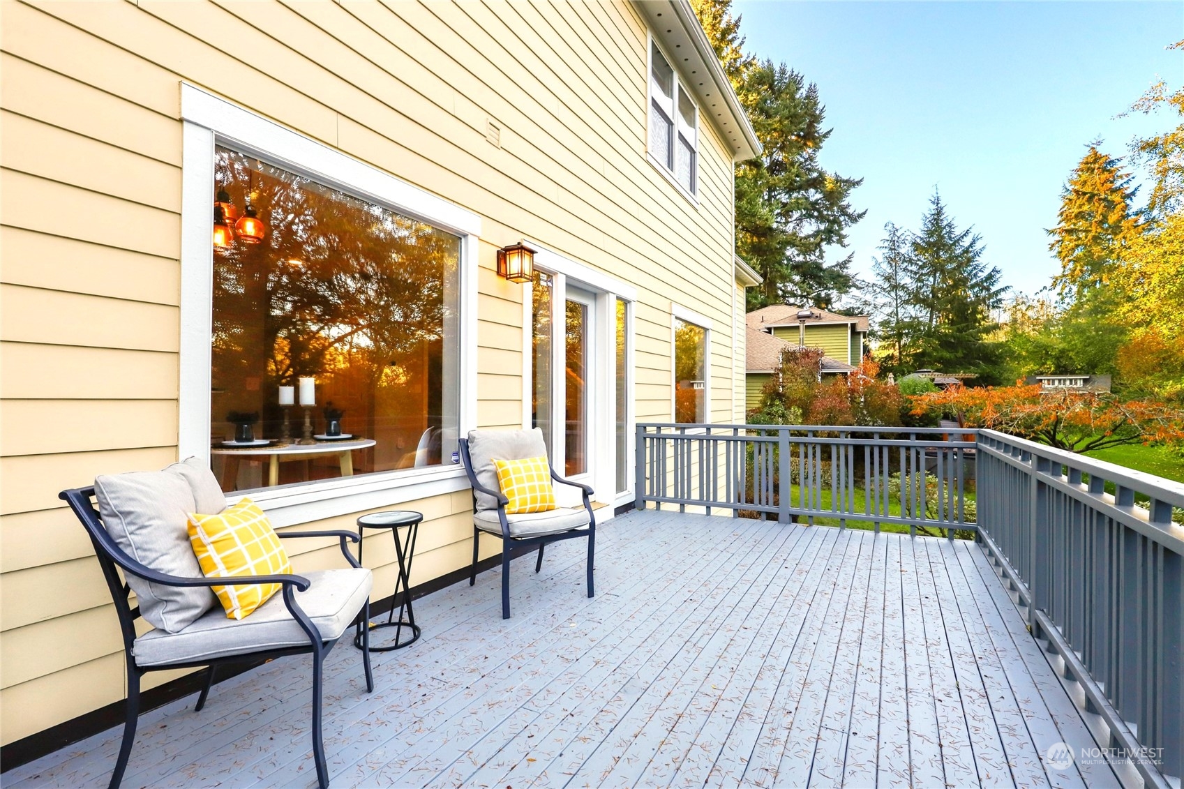 8825 NE New London Court