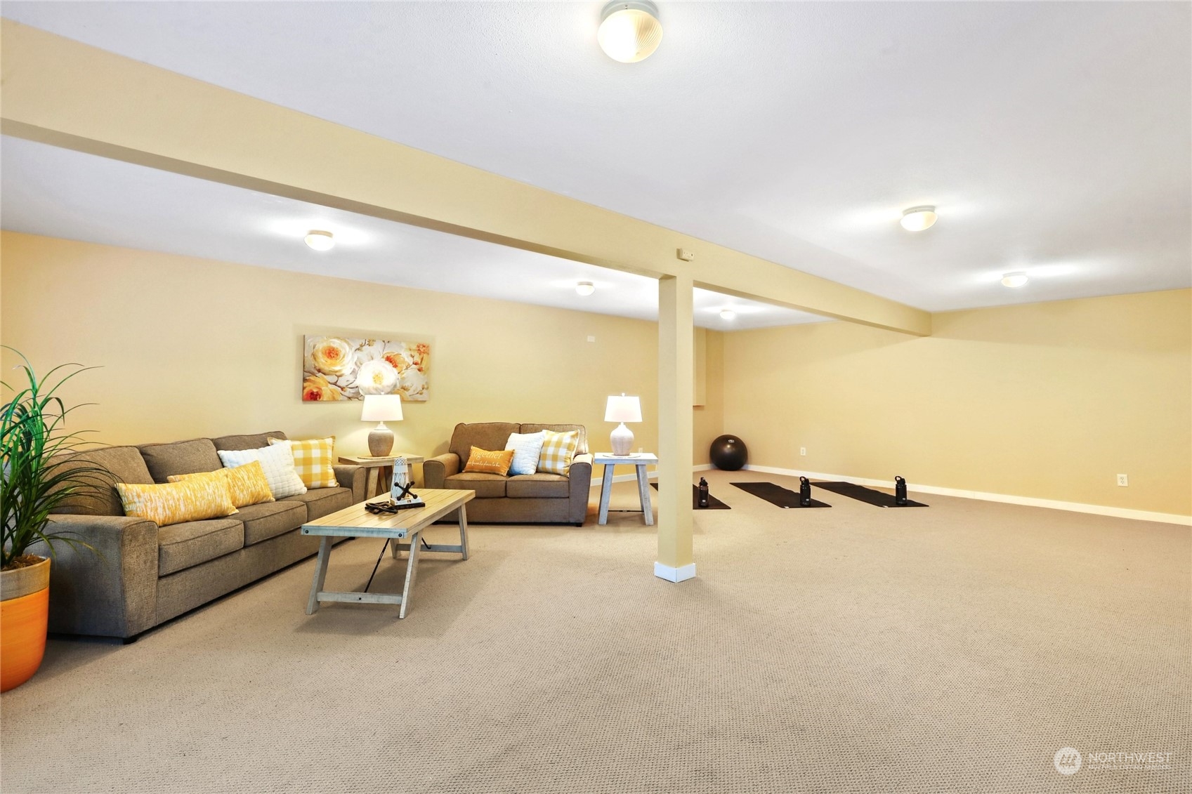 8825 NE New London Court