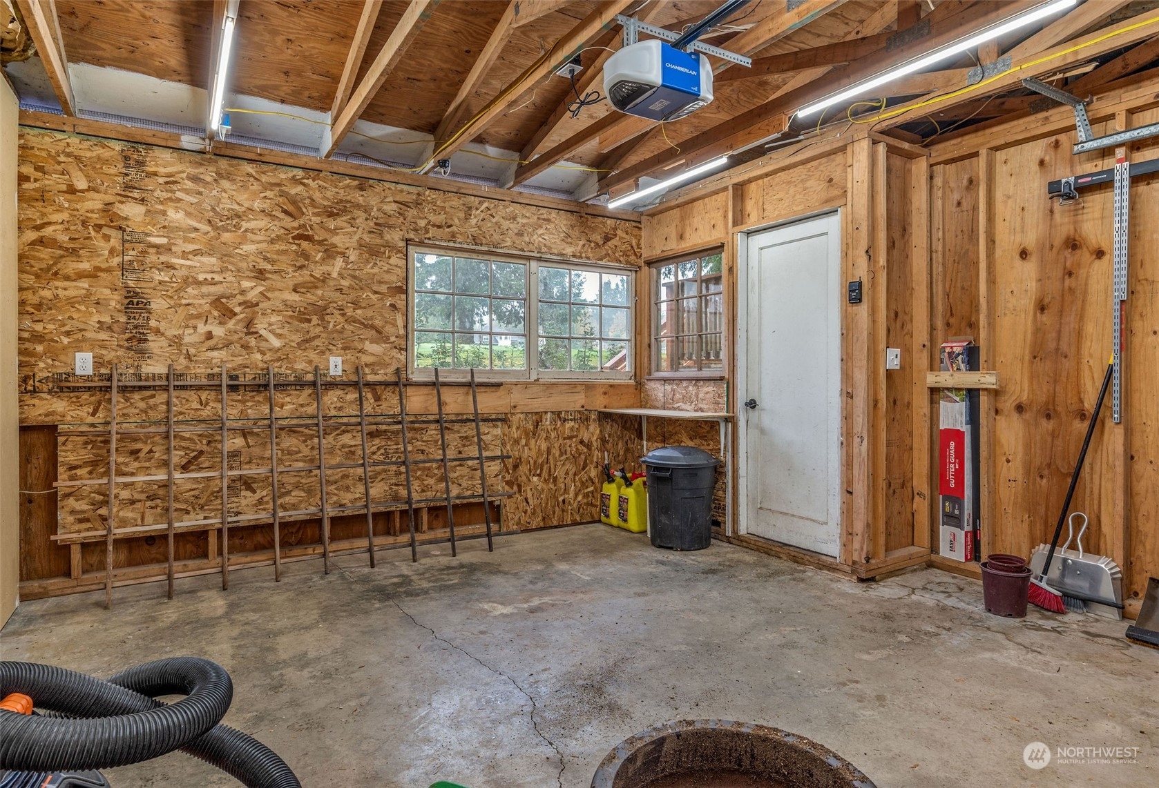 11146 NE Wing Point Drive